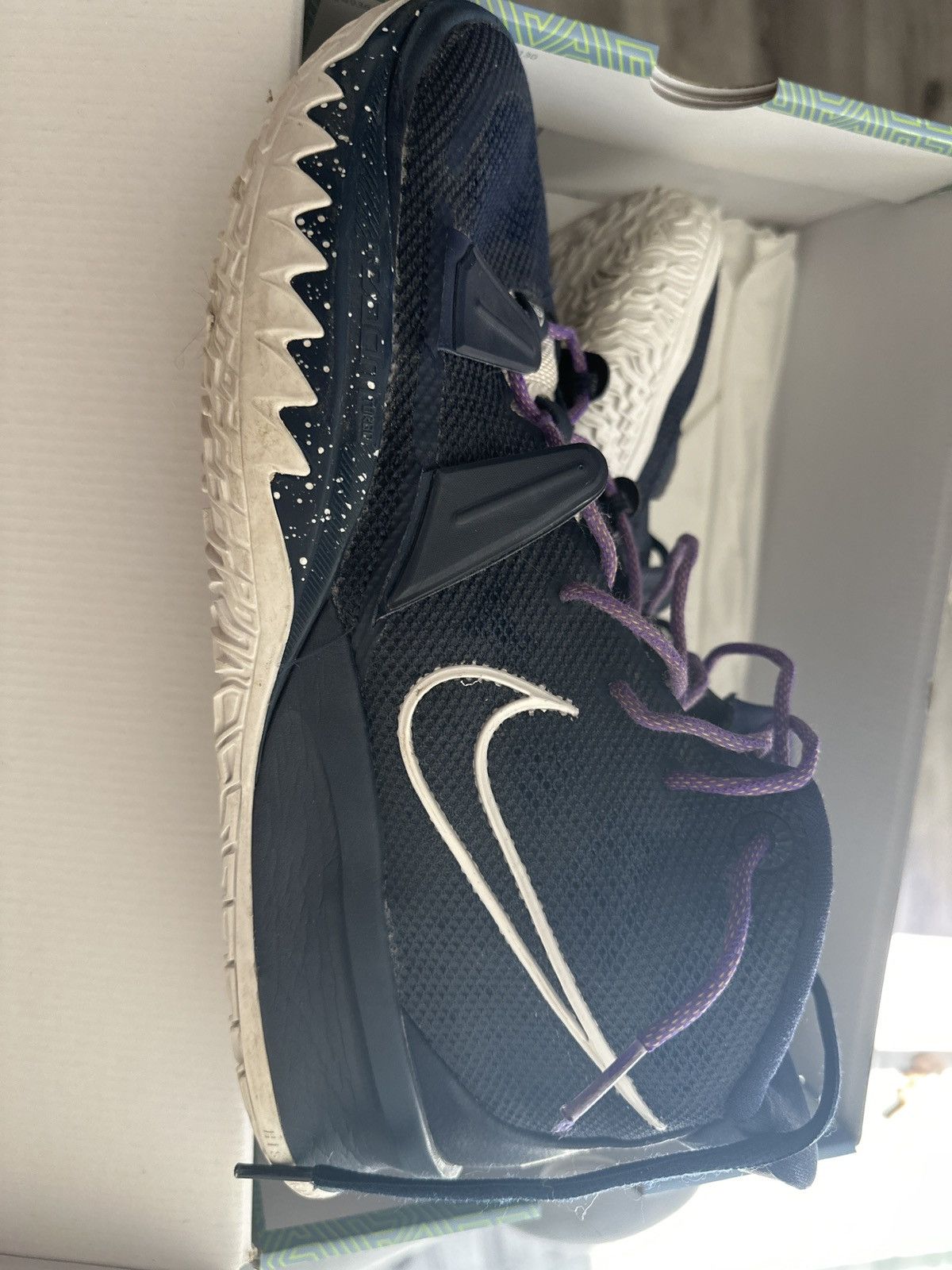 Nike Nike kyrie 7 Size US 12 / EU 45 - 2 Thumbnail
