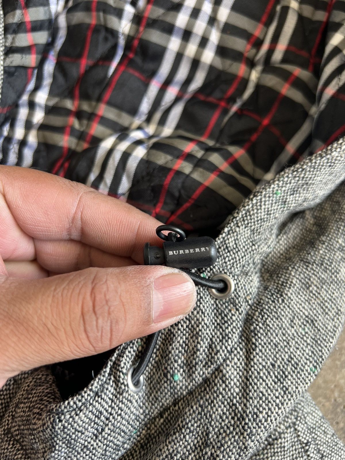 Burberry Vtg Burberry Black Label Multipocket Novacheck Hoodie Jacket Size US L / EU 52-54 / 3 - 13 Thumbnail