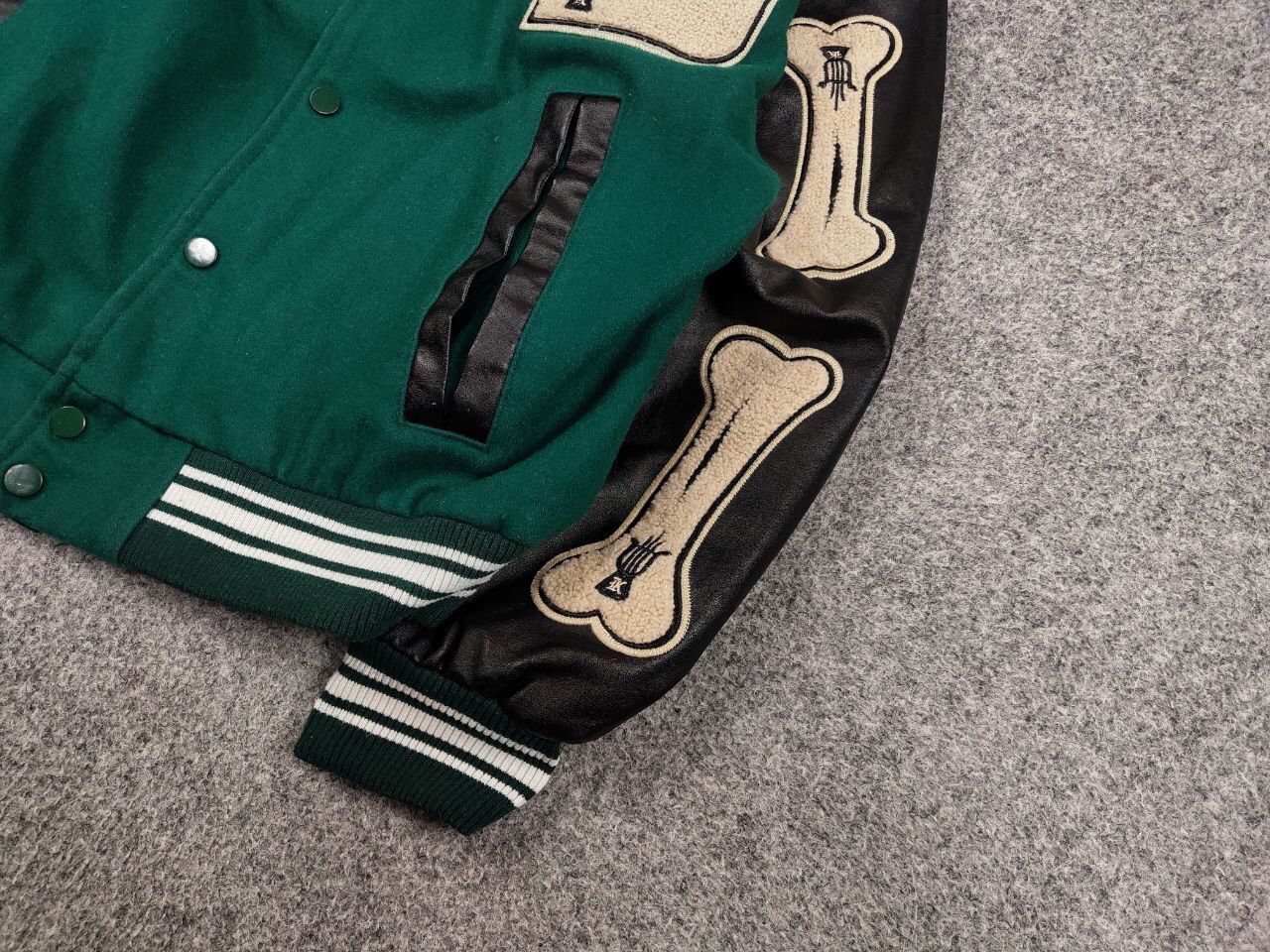 Japanese Brand Vintage Bones Japan Skeleton Letterman Varsity Bomber Jacket Size US S / EU 44-46 / 1 - 5 Thumbnail