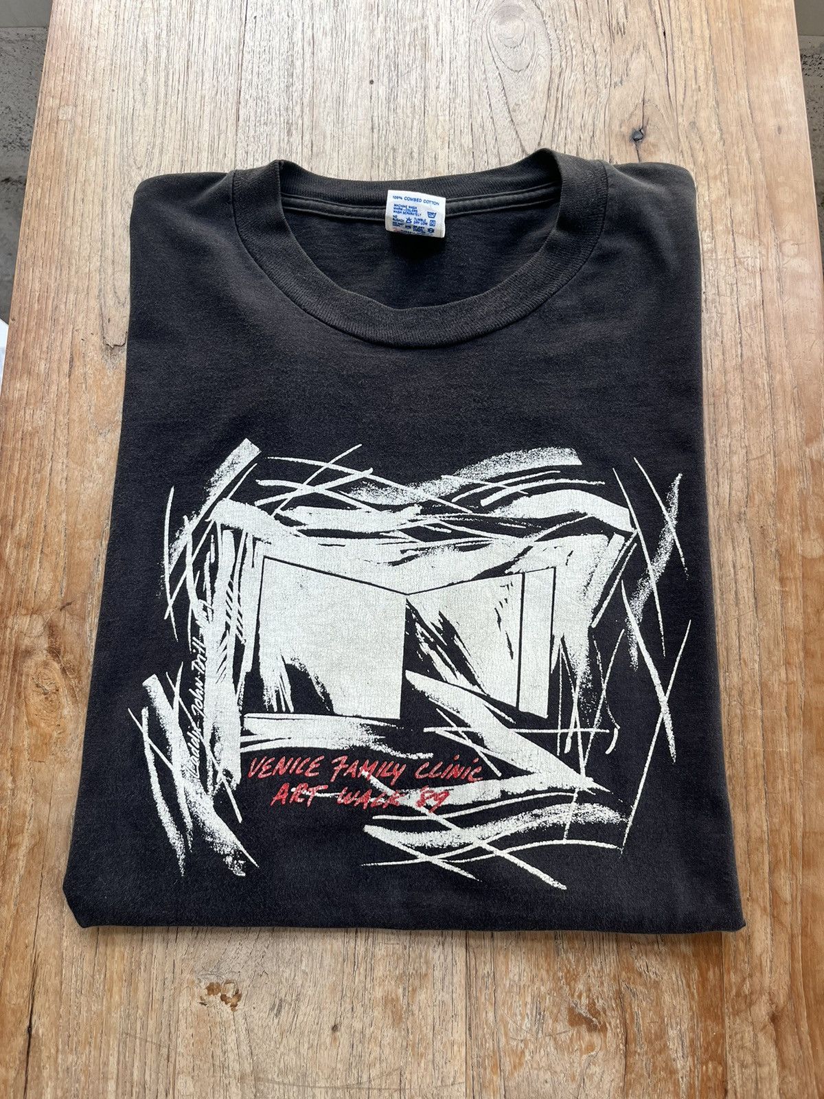 Vintage Vintage Dill Laddie John Artwork 1989’s Tshirt Size US XL / EU 56 / 4 - 1 Thumbnail