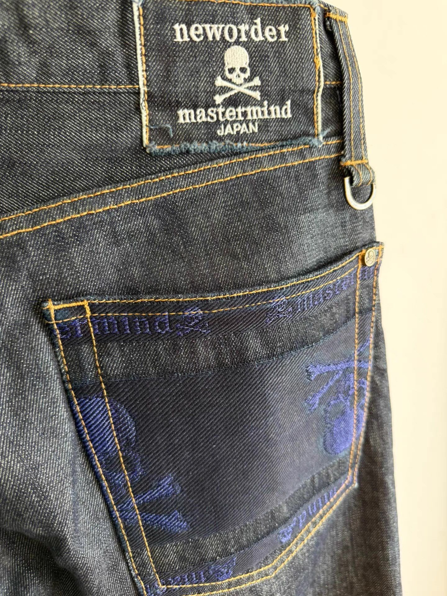 Mastermind Japan Mastermind Japan Blue Embroidery Jeans with Metal Rings Q17 Size US 34 / EU 50 - 3 Thumbnail