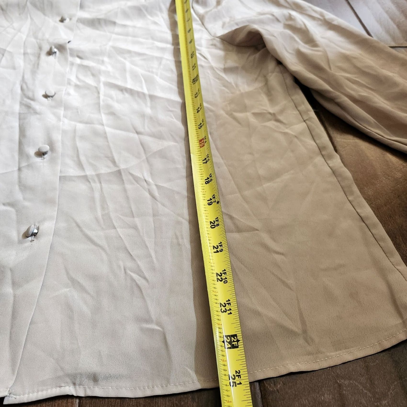 Lee Lauren Lee Blouse Women's Beige High Neck Button Long Sleeve Size 14 Regular 14 Solid Pattern Travel Business Cocktail Party Casual Size XL / US 12-14 / IT 48-50 - 7 Thumbnail