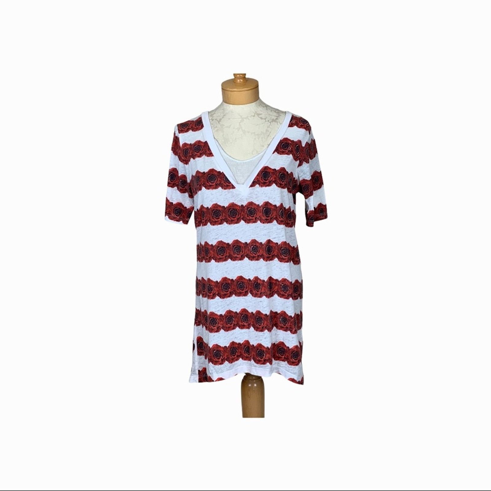 Chaser Brand Chaser V Neck Rose Print Tunic T Shirt White Red Small Size S / US 4 / IT 40 - 1 Thumbnail
