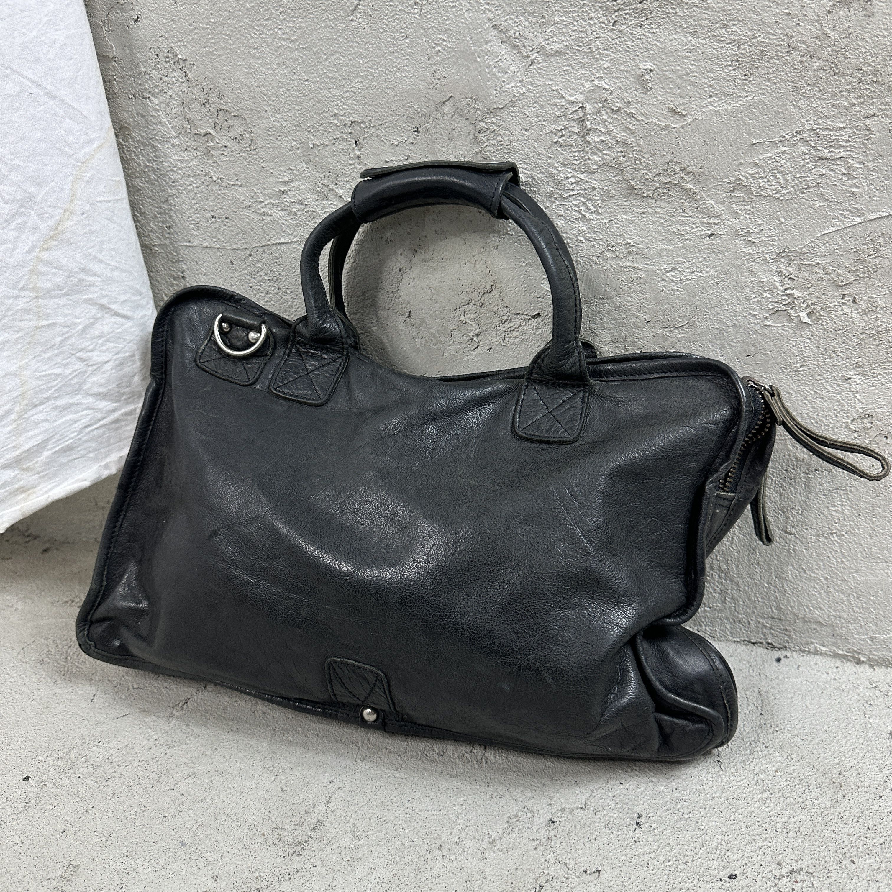 Vintage Vintage Leather Opium Avant Garde Biker Washed Bag 00s Size ONE SIZE - 4 Thumbnail