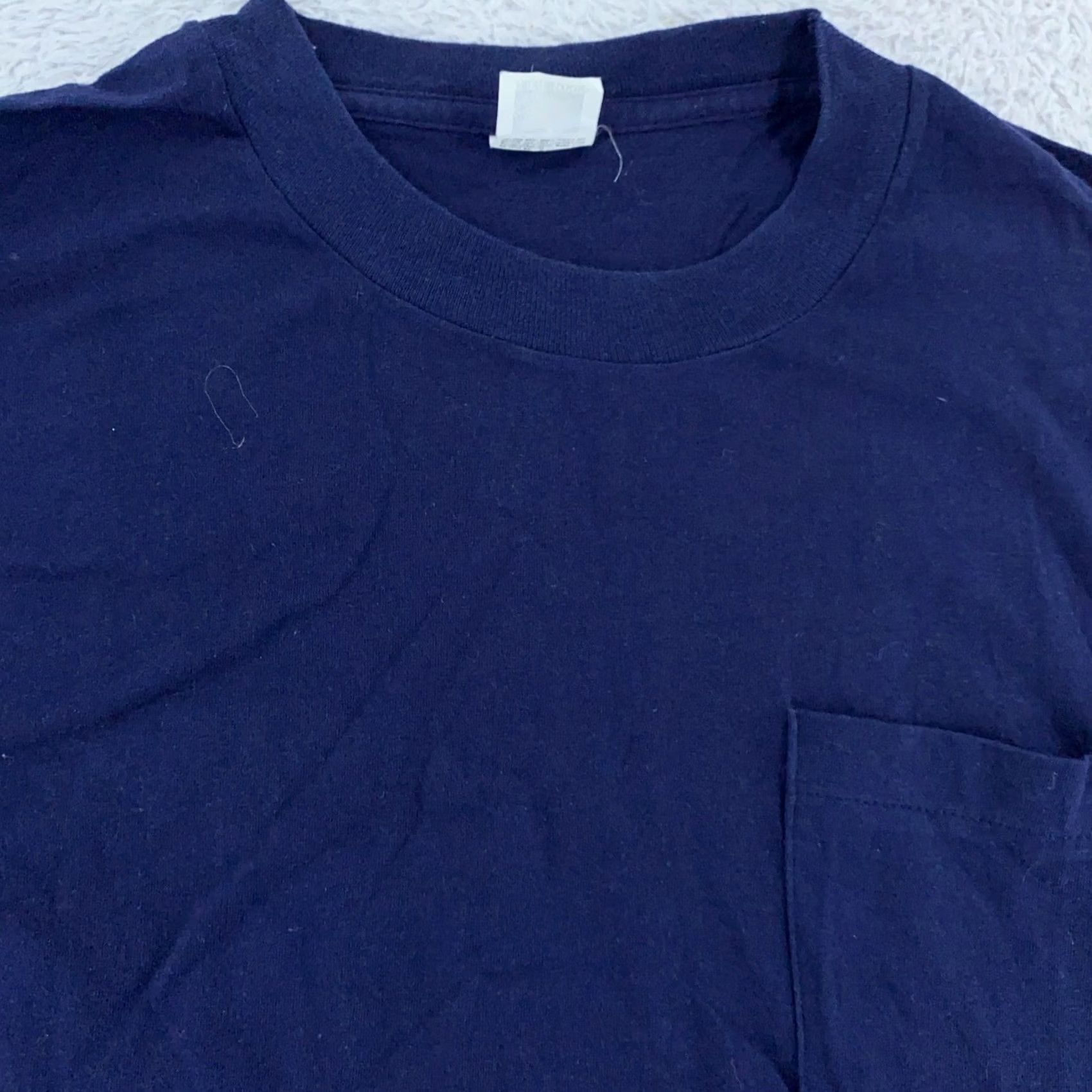 Fruit Of The Loom VINTAGE Fruit of the Loom Navy Blue Pocket Shirt Mens S/M Crew Neck Short Sleeve Cotton T-Shirt USA Blank Tee Pocketed All Seasons Size US S / EU 44-46 / 1 - 2 Thumbnail
