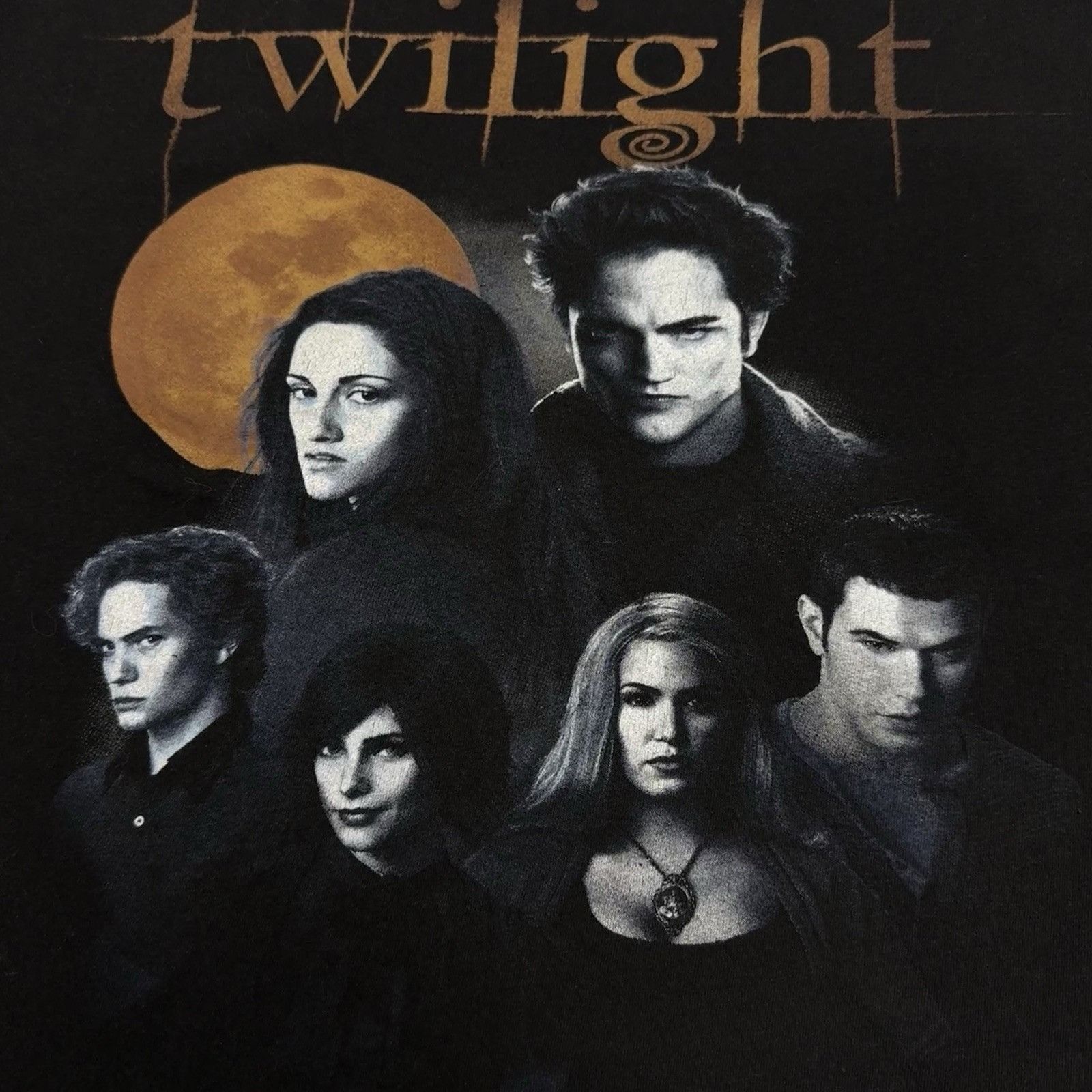 Other Twilight Movie T Shirt Mens 2XL 23.5x25 Black Short Sleeve 1 Size XXL / US 16-18 / IT 52-54 - 4 Thumbnail