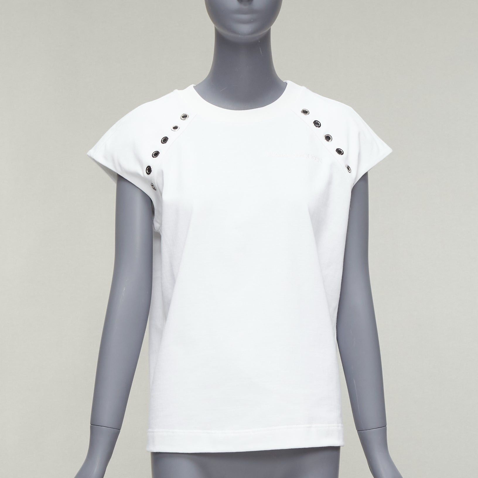 Alexander McQueen ALEXANDER MCQUEEN white cotton eyelet detail studded cap sleeve top IT38 XS Size XS / US 0-2 / IT 36-38 - 1 Thumbnail