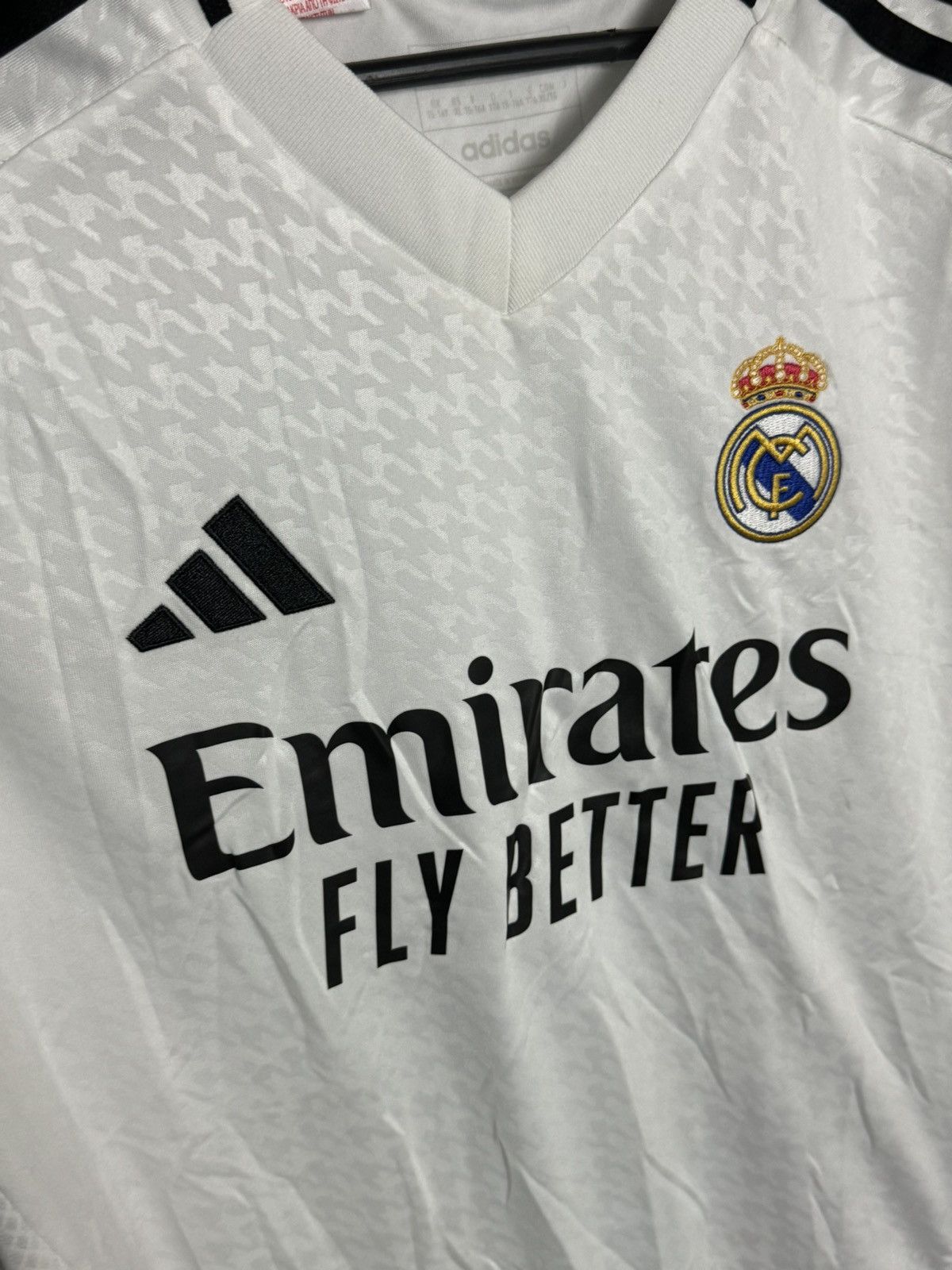 Adidas KIDS New Real Madrid 24/25 Home Bellingham Football Jersey Size US S / EU 44-46 / 1 - 4 Thumbnail