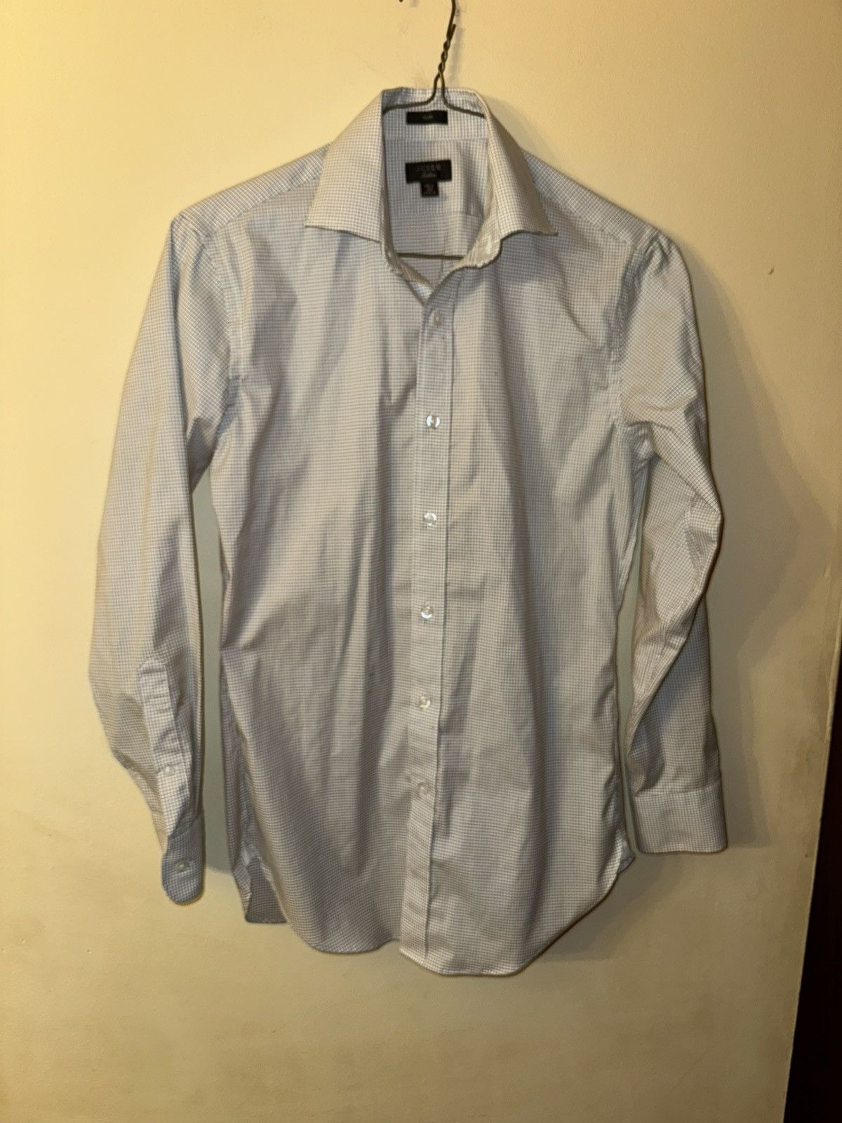 J.Crew J Crew Men’s Ludlow Neck & Sleeve Dress Shirt, 14.5x32 Size US XS / EU 42 / 0 - 1 Thumbnail