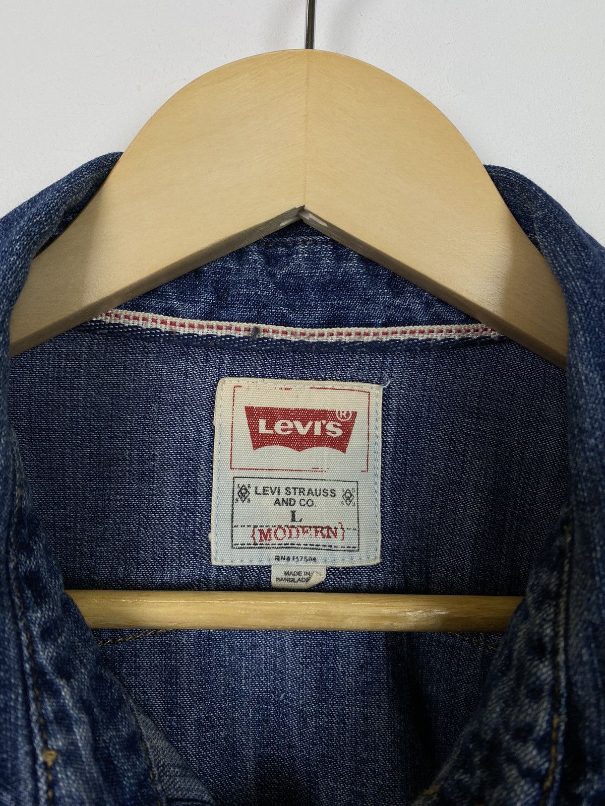 Levi's Vintage Levi’s Navy Blue Denim Shirt Buttons Western Style Size US L / EU 52-54 / 3 - 5 Thumbnail