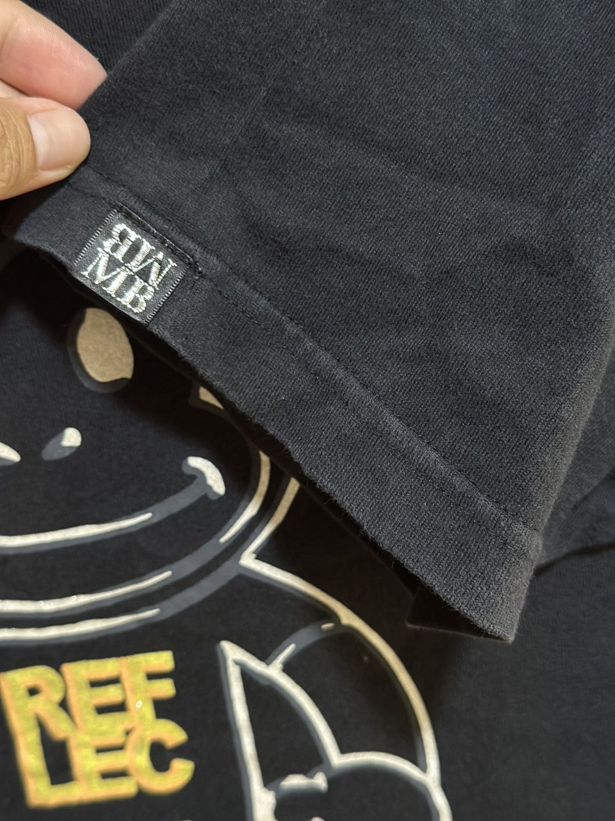Japanese Brand Vintage Mbongo Monkeys Character Faded Tee Size US L / EU 52-54 / 3 - 4 Thumbnail