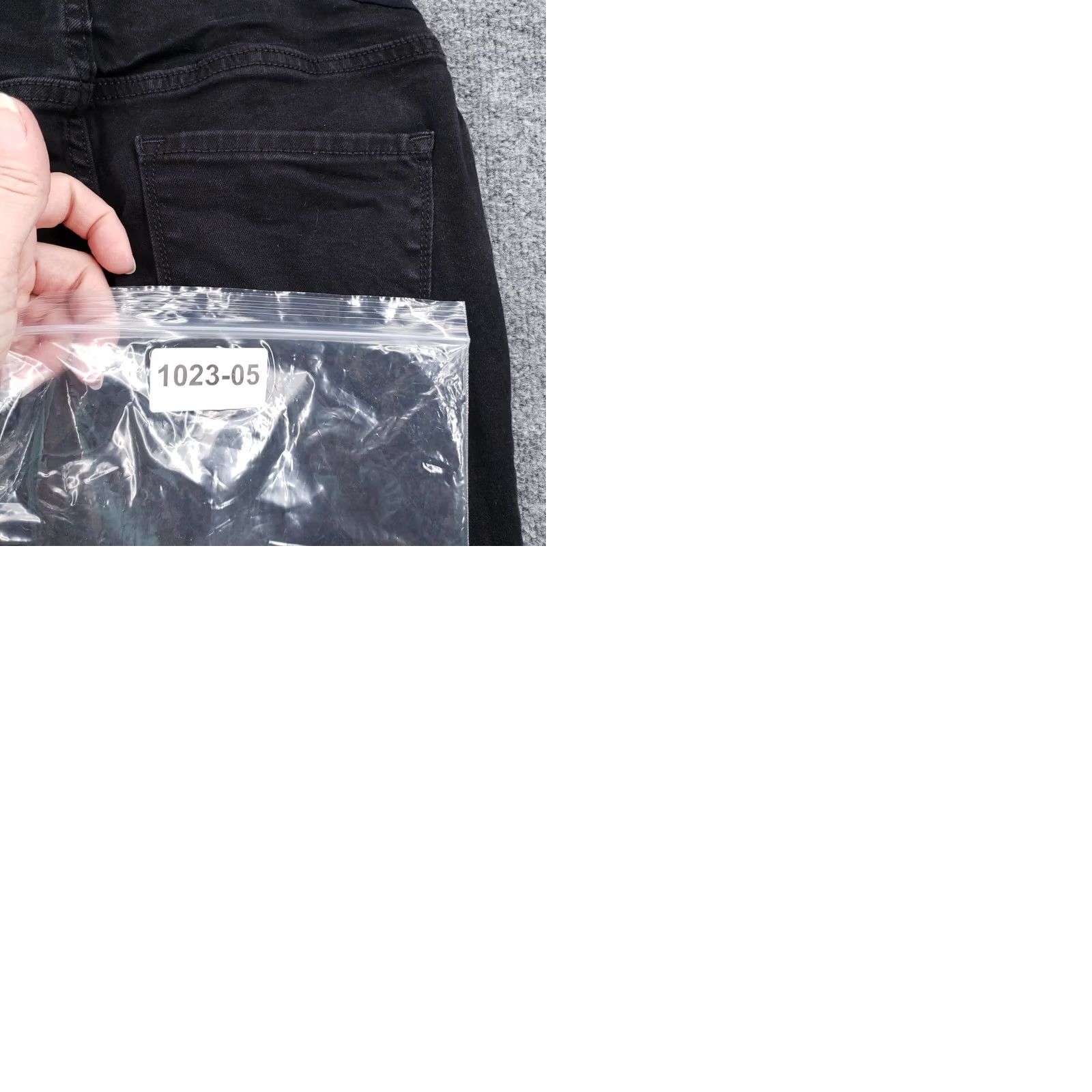 Old Navy Old Navy Maternity Jeans Womens 6S Black Skinny Denim High Rise Rockstar Size 28" / US 6 / IT 42 - 9 Thumbnail