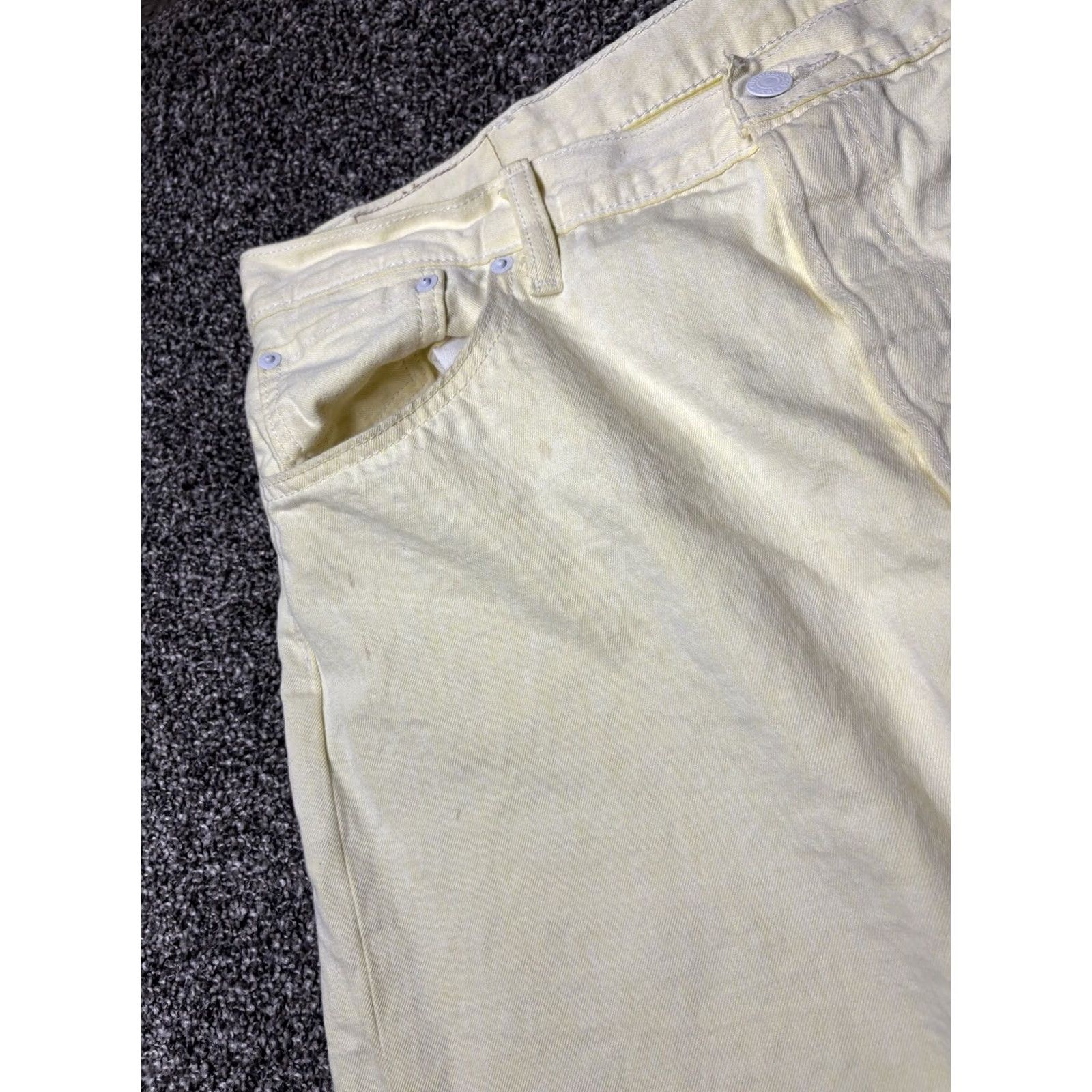 Levi's Item Specifications: Closure: Magnetic Size US 40 / EU 56 - 7 Thumbnail