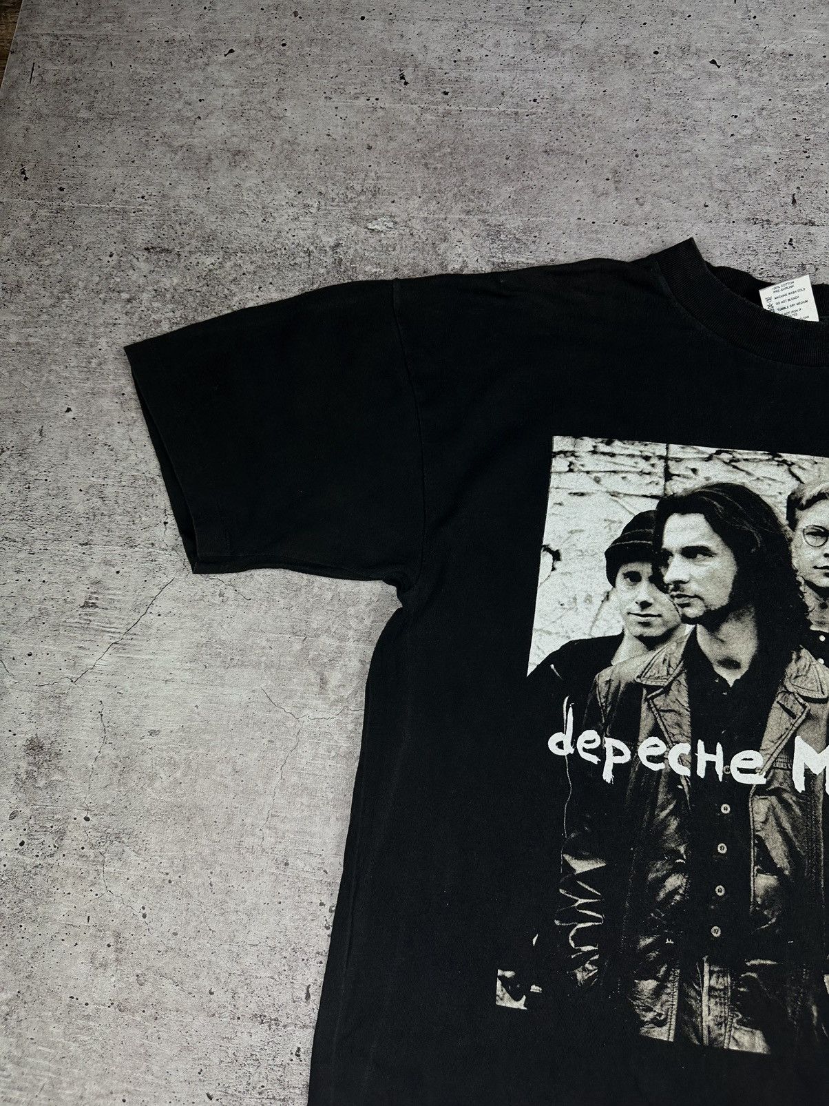 Band Tees 1993 Depeche Mode Vintage Crew Neck Tour Tee Size US XL / EU 56 / 4 - 3 Thumbnail
