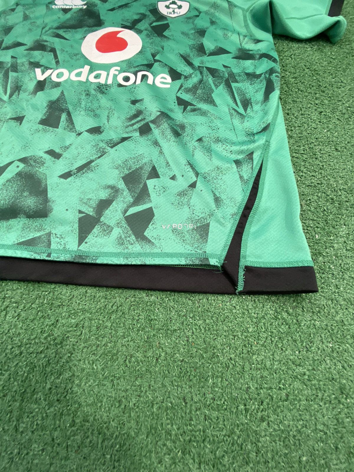Canterbury of New Zealand Irfu tee rugby jersey Size US XL / EU 56 / 4 - 4 Thumbnail