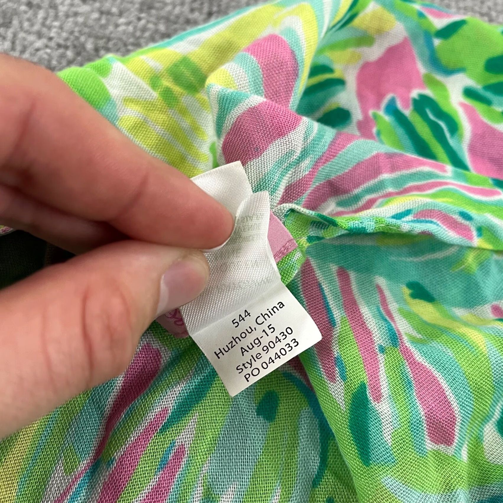 Lilly Pulitzer LILLY PULITZER Scarf Womens One Size Rayon Floral Infinity Preppy 25 x 14 Multicolor Gift? (But must only use original words) Size ONE SIZE - 6 Thumbnail