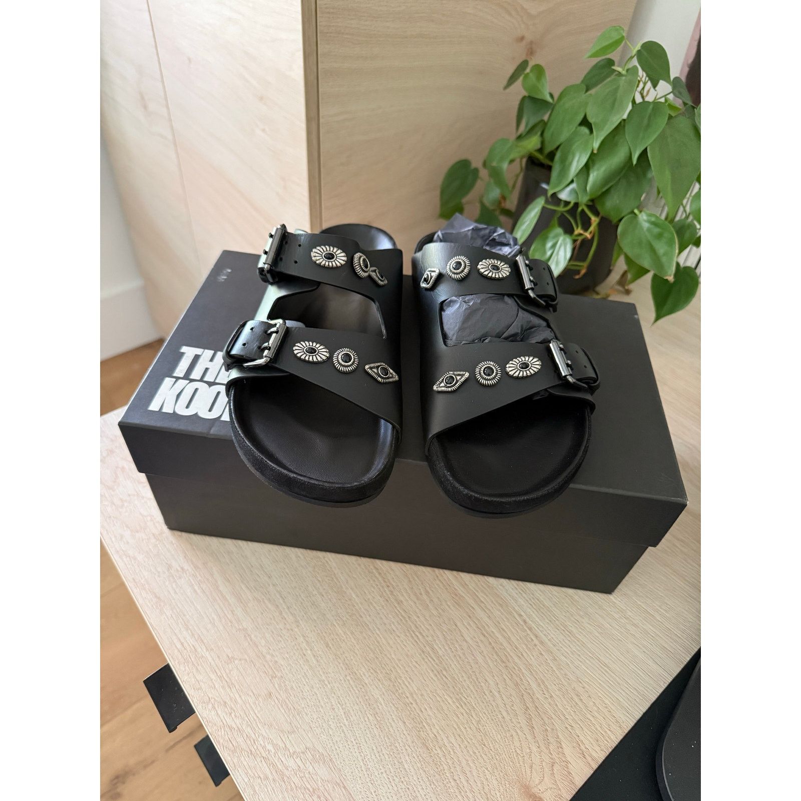 The Kooples $365 New The Kooples Black Leather Studded Sandals Fr 39 / 8 Size US 8 / IT 38 - 10 Thumbnail