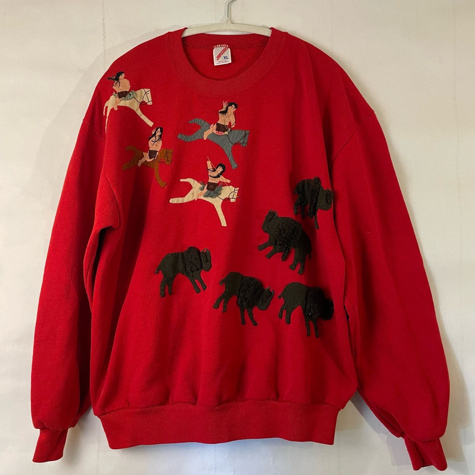 Jerzees Cute Late 80s Early 90s OOAC Red Bison Hunt Sweatshirt Size XL / US 12-14 / IT 48-50 - 1 Thumbnail