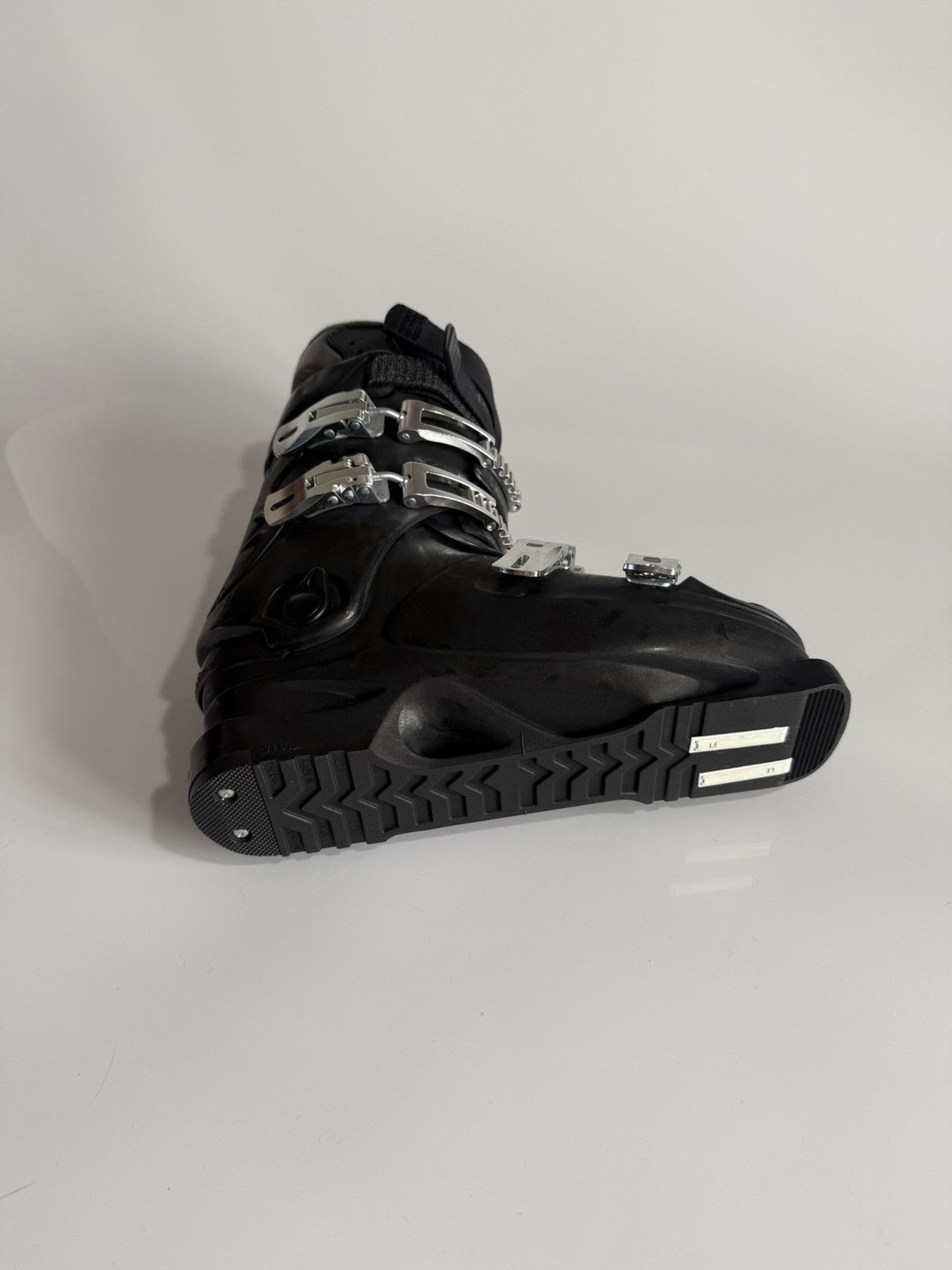 Prada Prada AW2013 Ski Boots Size US 9 / EU 42 - 8 Thumbnail