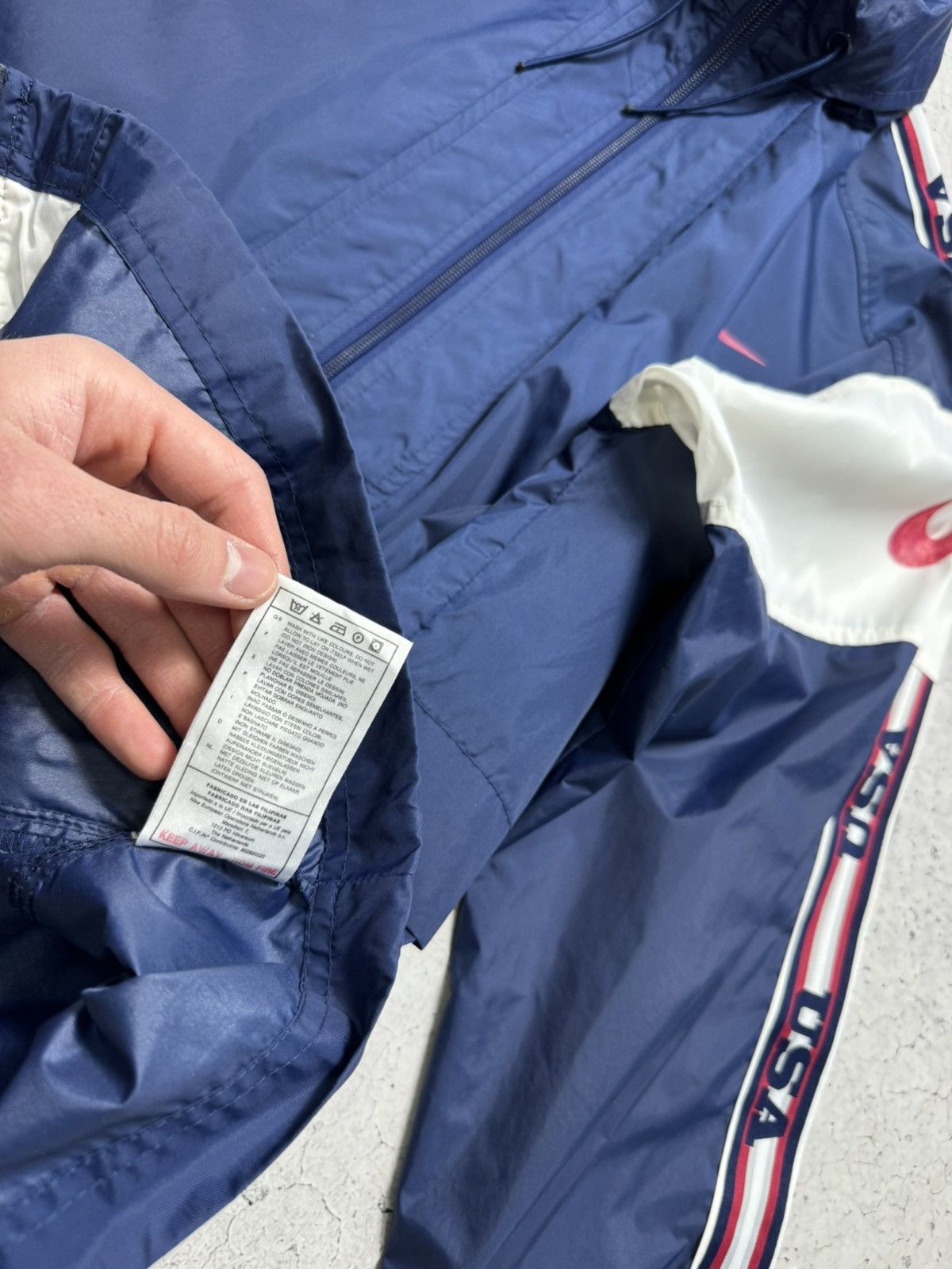 Nike Vintage 90’s Nike Nylon Jacket USA Size US S / EU 44-46 / 1 - 11 Thumbnail