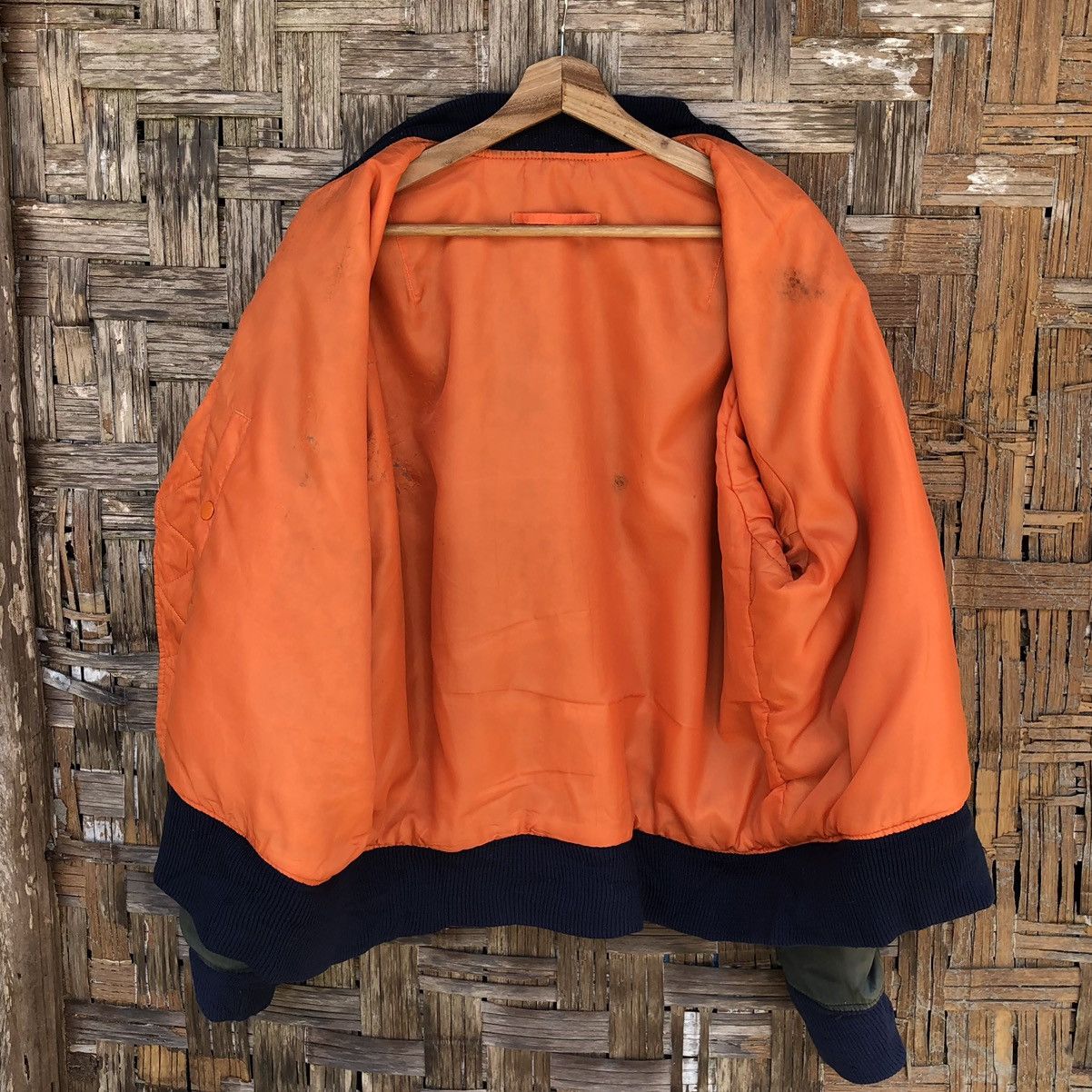 Vintage VTG THRASHED Faded (USAF)MA-1 Man Intermediate Bomber Jacket Size US L / EU 52-54 / 3 - 15 Thumbnail
