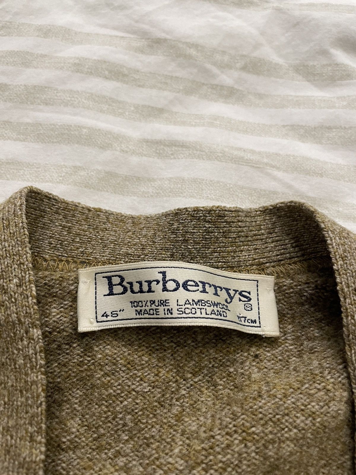 Burberry Burberry Vintage Vest Size US S / EU 44-46 / 1 - 2 Thumbnail