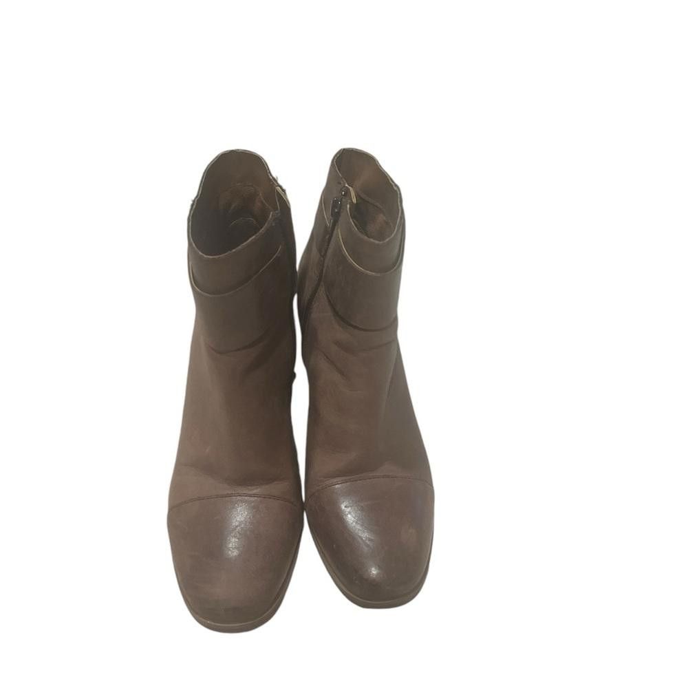 Designer Korks-Ease Brown Leather Cap Toe Block Heel Ankle Boots Size US 8 / IT 38 - 1 Thumbnail