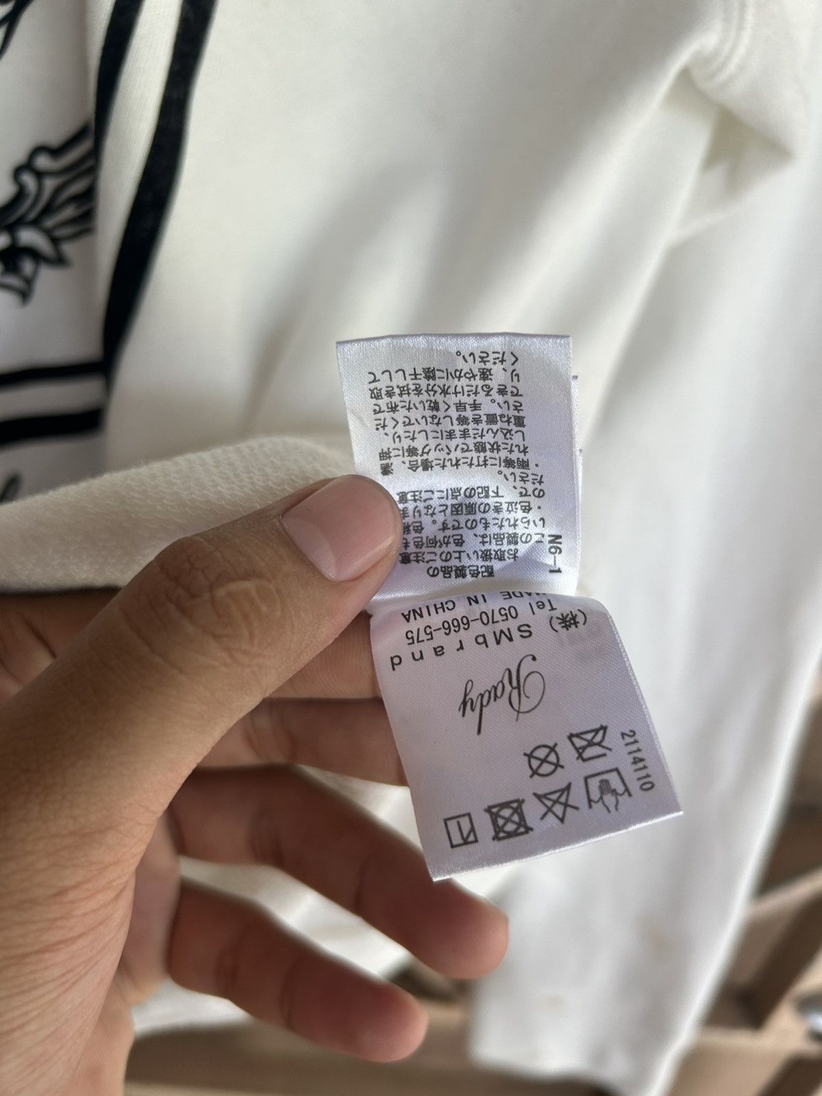 Beauty Beast 💸BINDINGOFFER💸Rady for who want to become beautiful hoodies Size US M / EU 48-50 / 2 - 7 Thumbnail