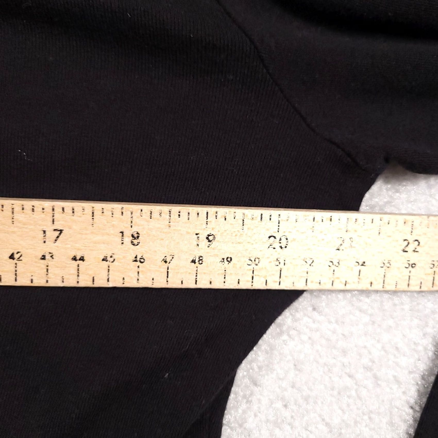 Vintage VINTAGE White Stag Sweater Womens Medium Black Beaded Front Long Sleeve V-Neck Pullover Knit 90s Classic Size M / US 6-8 / IT 42-44 - 6 Thumbnail