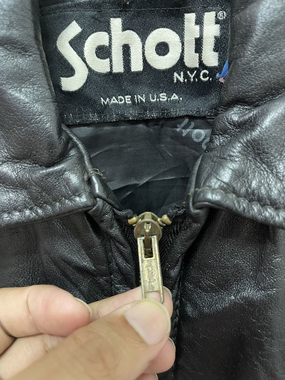 Schott VINTAGE SCHOTT LEATHER BIKER JACKET Size US M / EU 48-50 / 2 - 6 Thumbnail