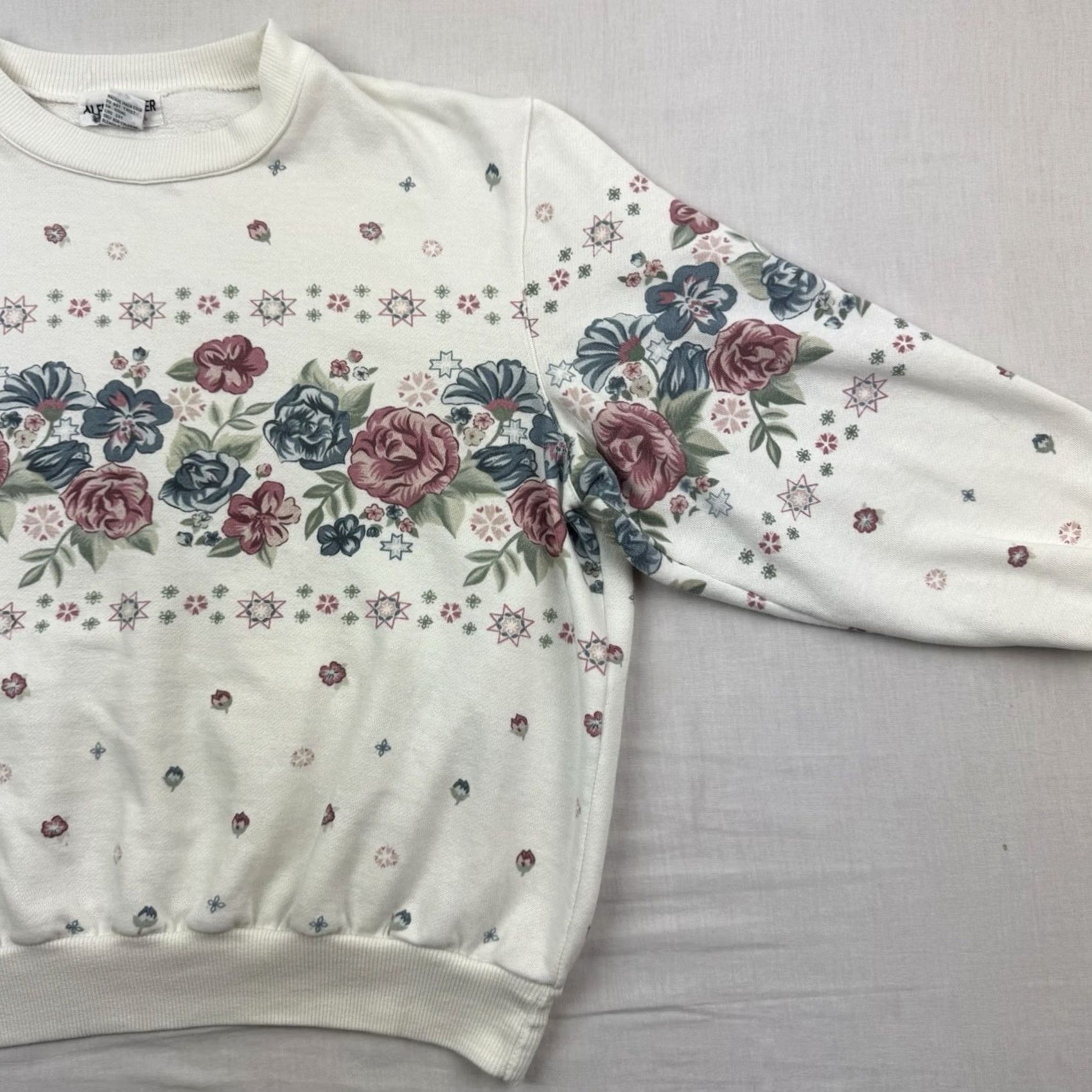 Vintage VINTAGE Alfred Dunner Floral Sweatshirt Womens Large Regular Pullover Crew Neck White Floral 90s 80s Nature Boys? Size L / US 10 / IT 46 - 4 Thumbnail