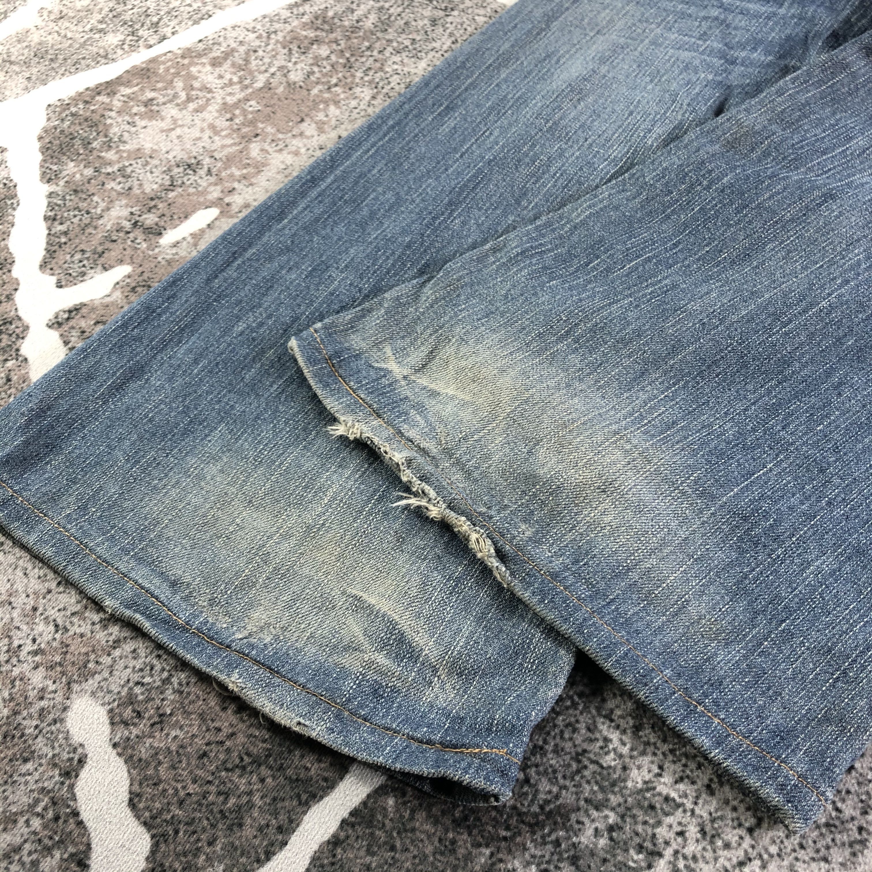 Levi's Vintage Levis 596 Jeans Flare Denim KJ2213 Size US 29 - 6 Thumbnail