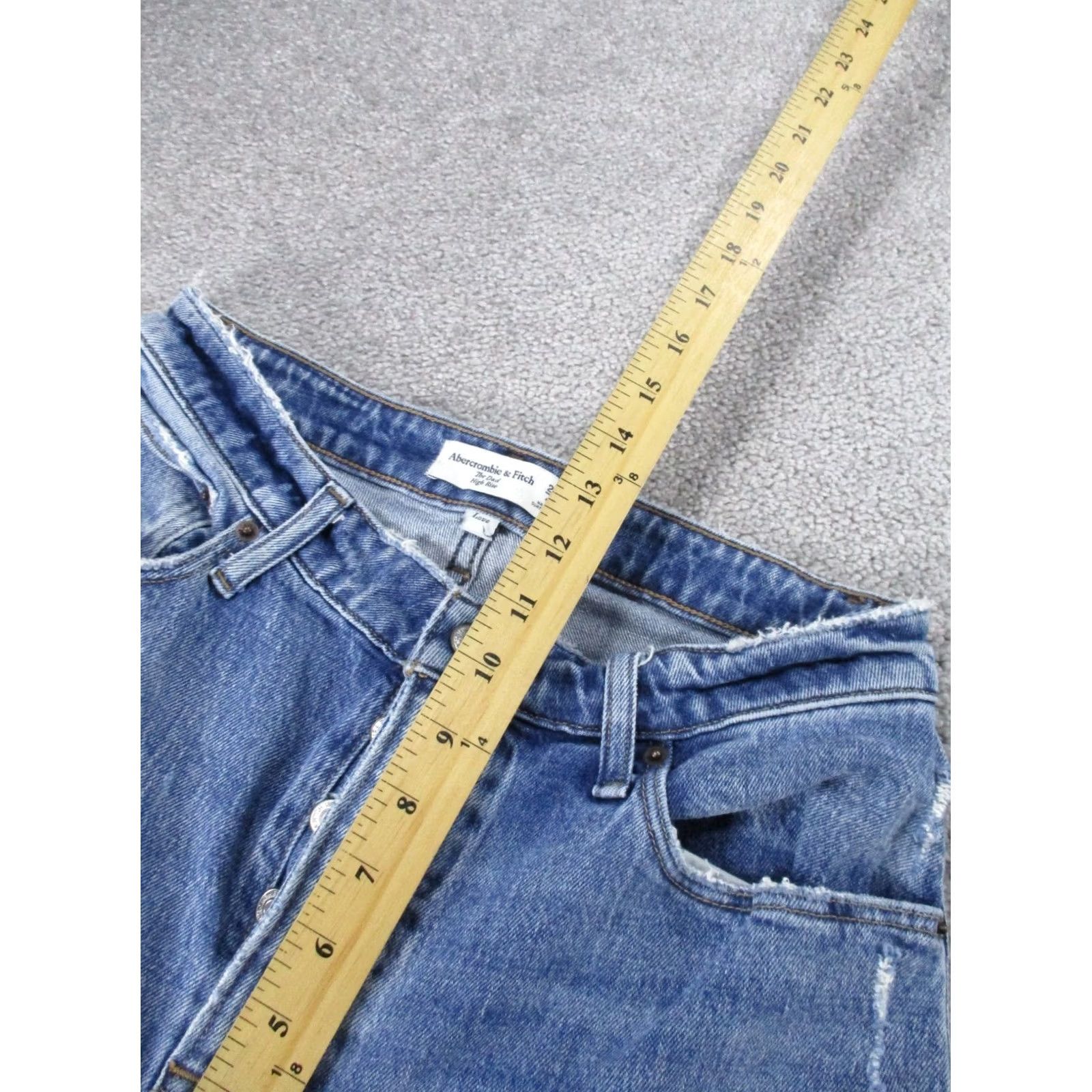 Abercrombie & Fitch Abercrombie & Fitch Jeans Womens 27 Blue The Dad High Rise Curvy Light Wash Denim Size 27" / US 4 / IT 40 - 6 Thumbnail