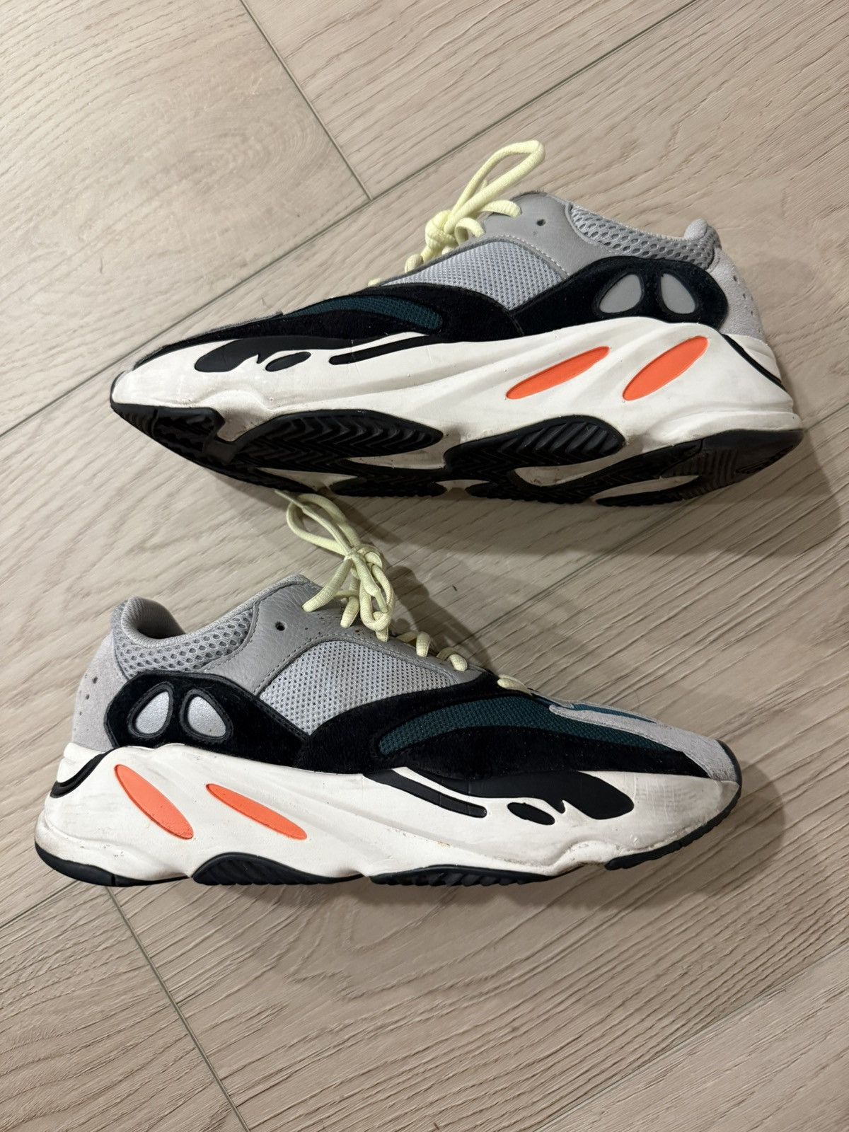Adidas Yeezy 700 wave runner Size US 10.5 / EU 43-44 - 1 Thumbnail