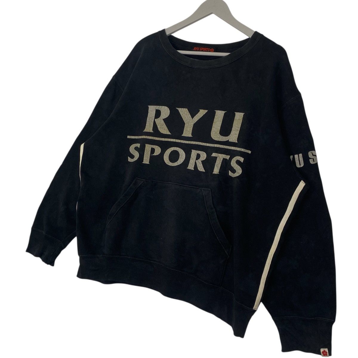 Other Vintage RYU Sports Sweatshirt Crewneck Kangaroo Pocket Black Size US L / EU 52-54 / 3 - 2 Thumbnail
