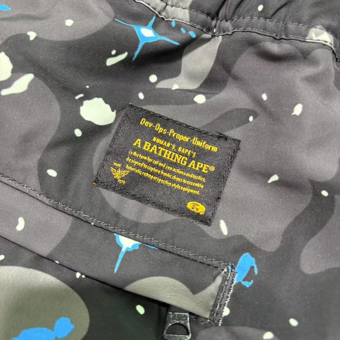 Bape BAPE SPACE CAMO SHARK SHORTS Size US 32 / EU 48 - 8 Thumbnail