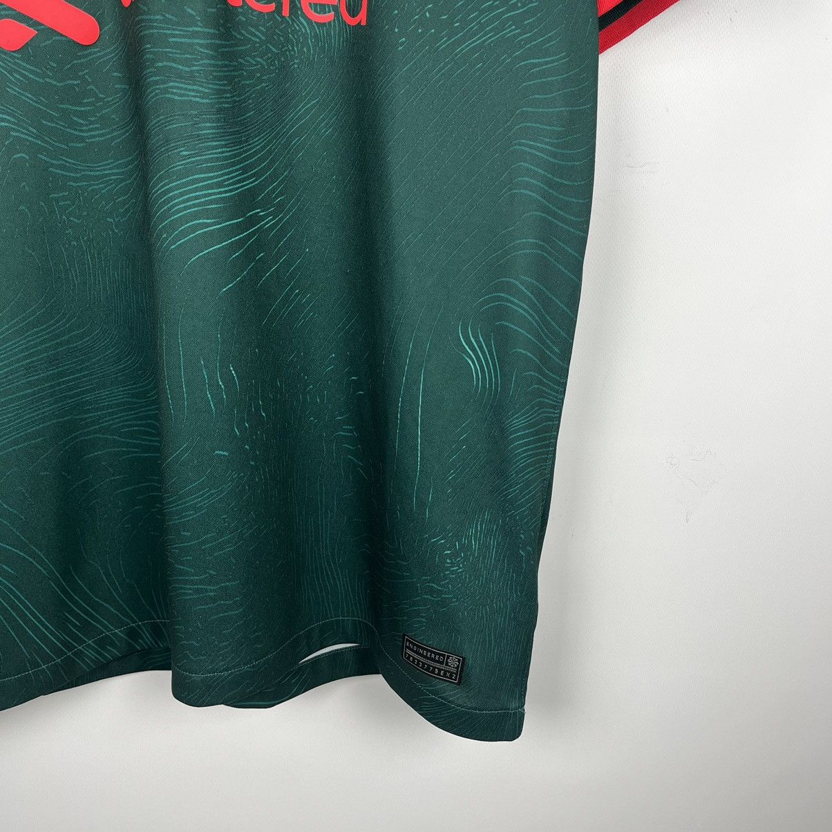 Nike Nike Liverpool third soccer jersey 2022/2023 Size US L / EU 52-54 / 3 - 3 Thumbnail
