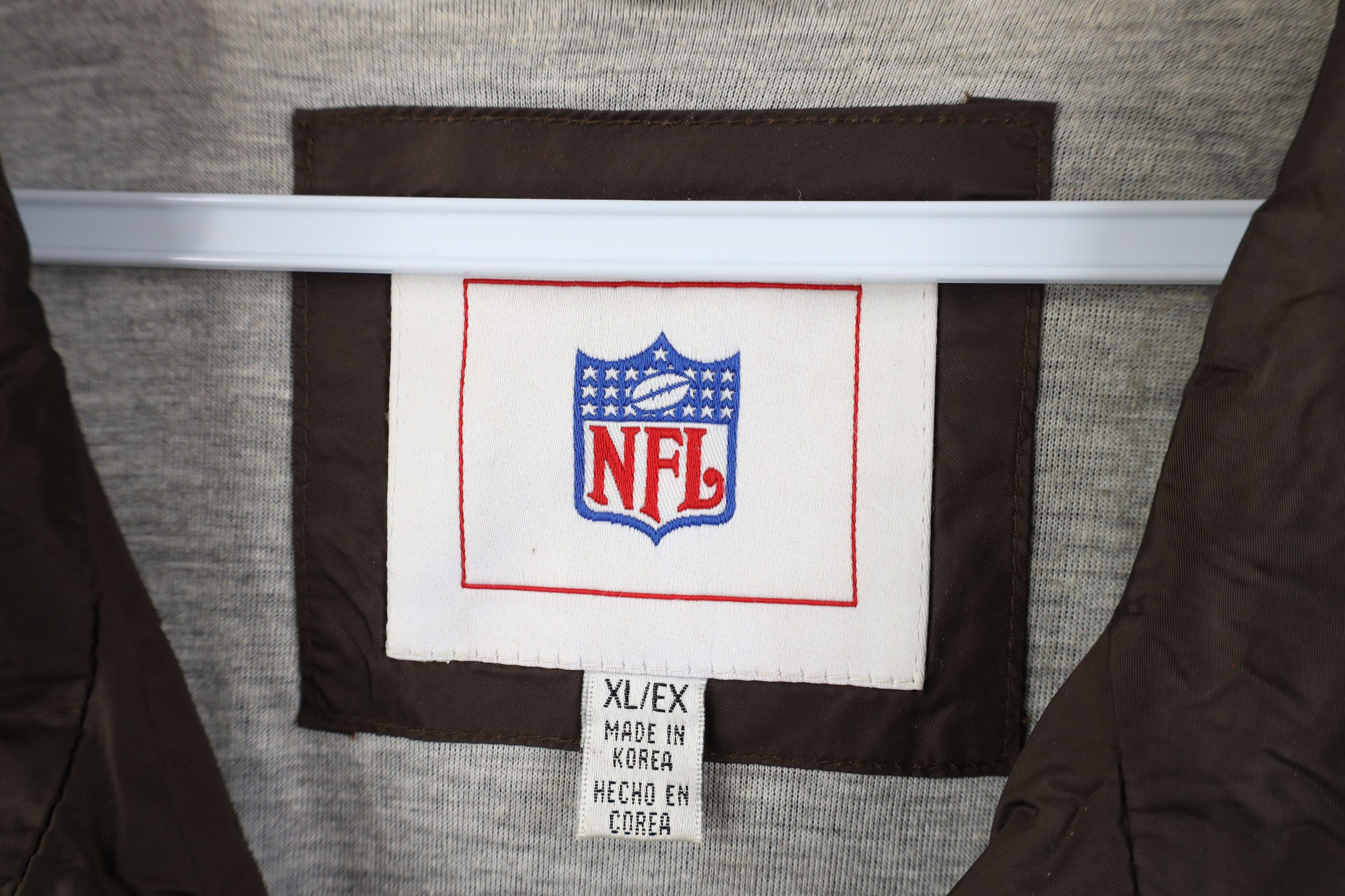 Vintage Vintage NFL Cleveland Browns Football Windbreaker Jacket Size US XL / EU 56 / 4 - 10 Thumbnail