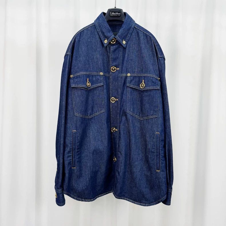 Versace Versace Medusa gold-buttoned denim shirt jacket Size US S / EU 44-46 / 1 - 1 Thumbnail