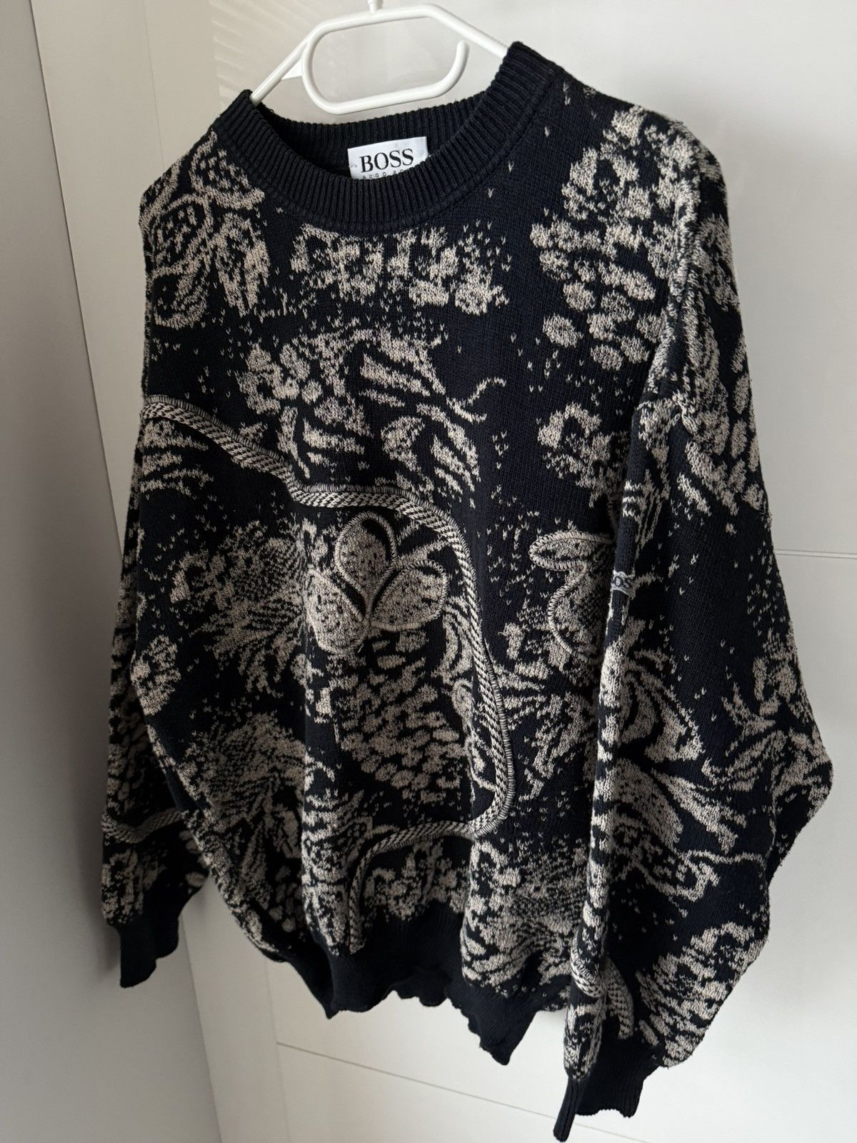 Hugo Boss Antique Archival Knitted Vintage Luxury Hugo Boss Sweater Size US L / EU 52-54 / 3 - 4 Thumbnail