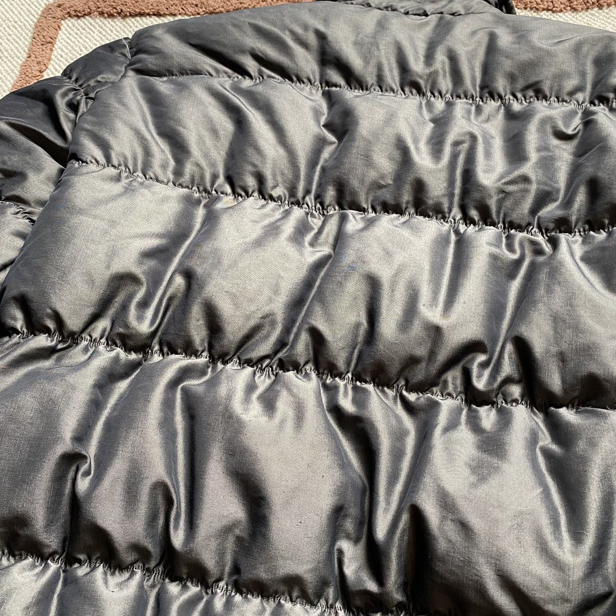 Giorgio Armani RARE GIORGIO ARMANI AVANT GARDE Y2K DOWN PUFFER JACKET BOXY Size L / US 10 / IT 46 - 7 Thumbnail