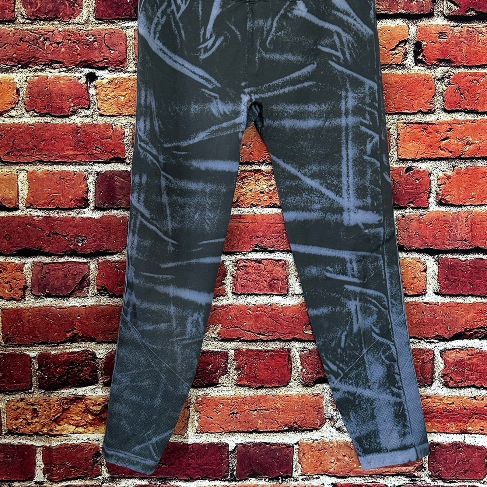 Lululemon Lululemon legging size 10 Size 32" / US 10 / IT 46 - 2 Thumbnail