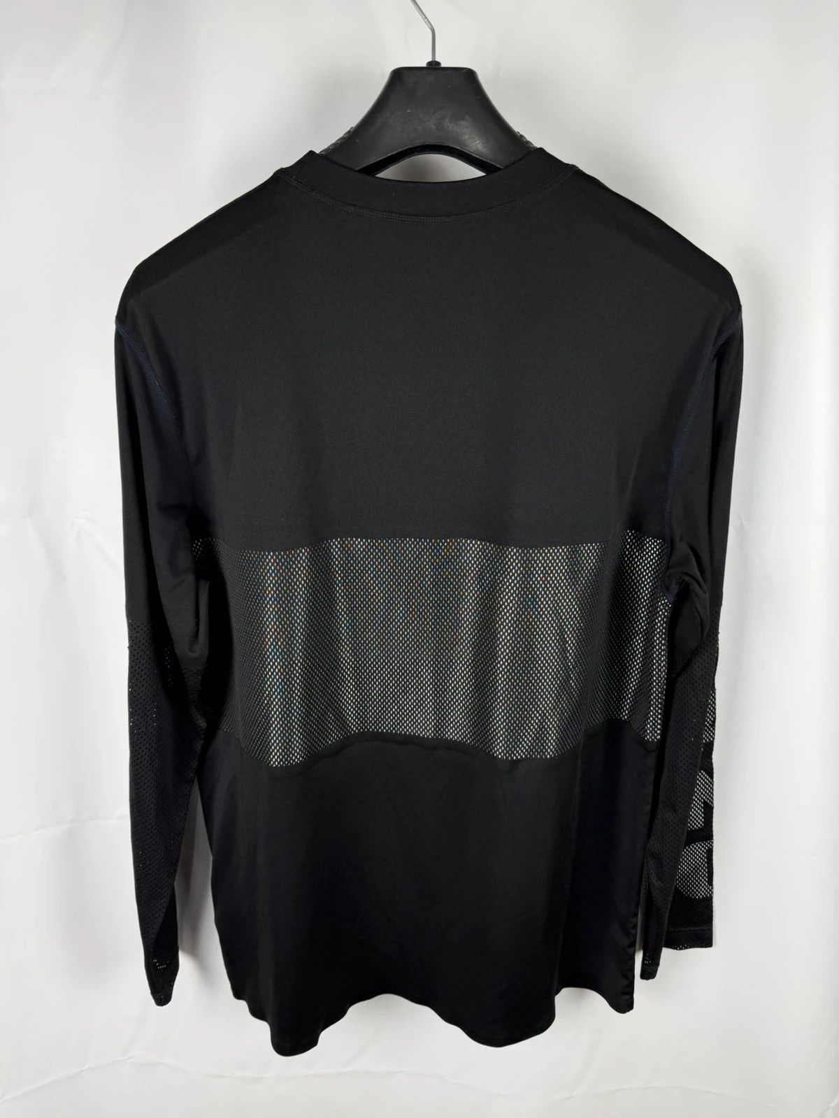 Alexander Wang × H&M Alexander Wang HM Longsleeve With Mesh Logos size S Size US S / EU 44-46 / 1 - 7 Thumbnail