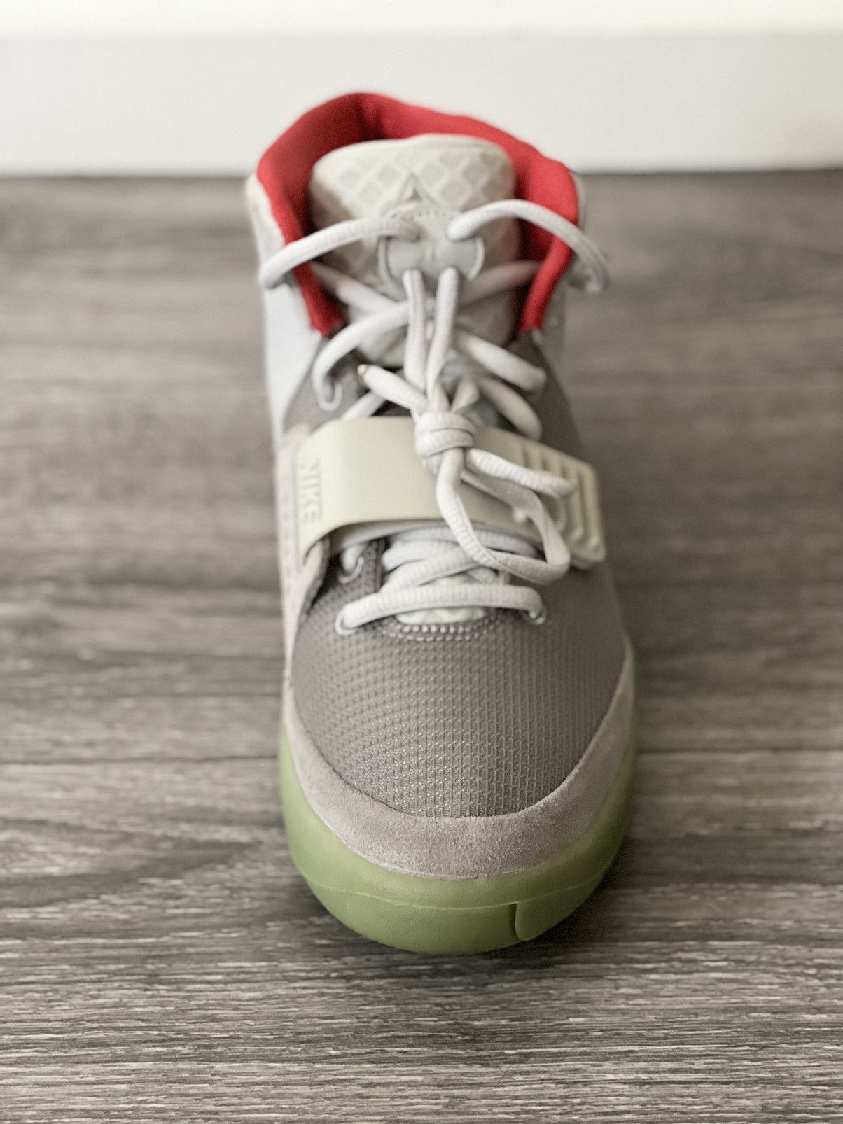 Kanye West × Nike Nike Air Yeezy 2 Platinum Wolf Grey Size US9 Size US 9 / EU 42 - 9 Thumbnail