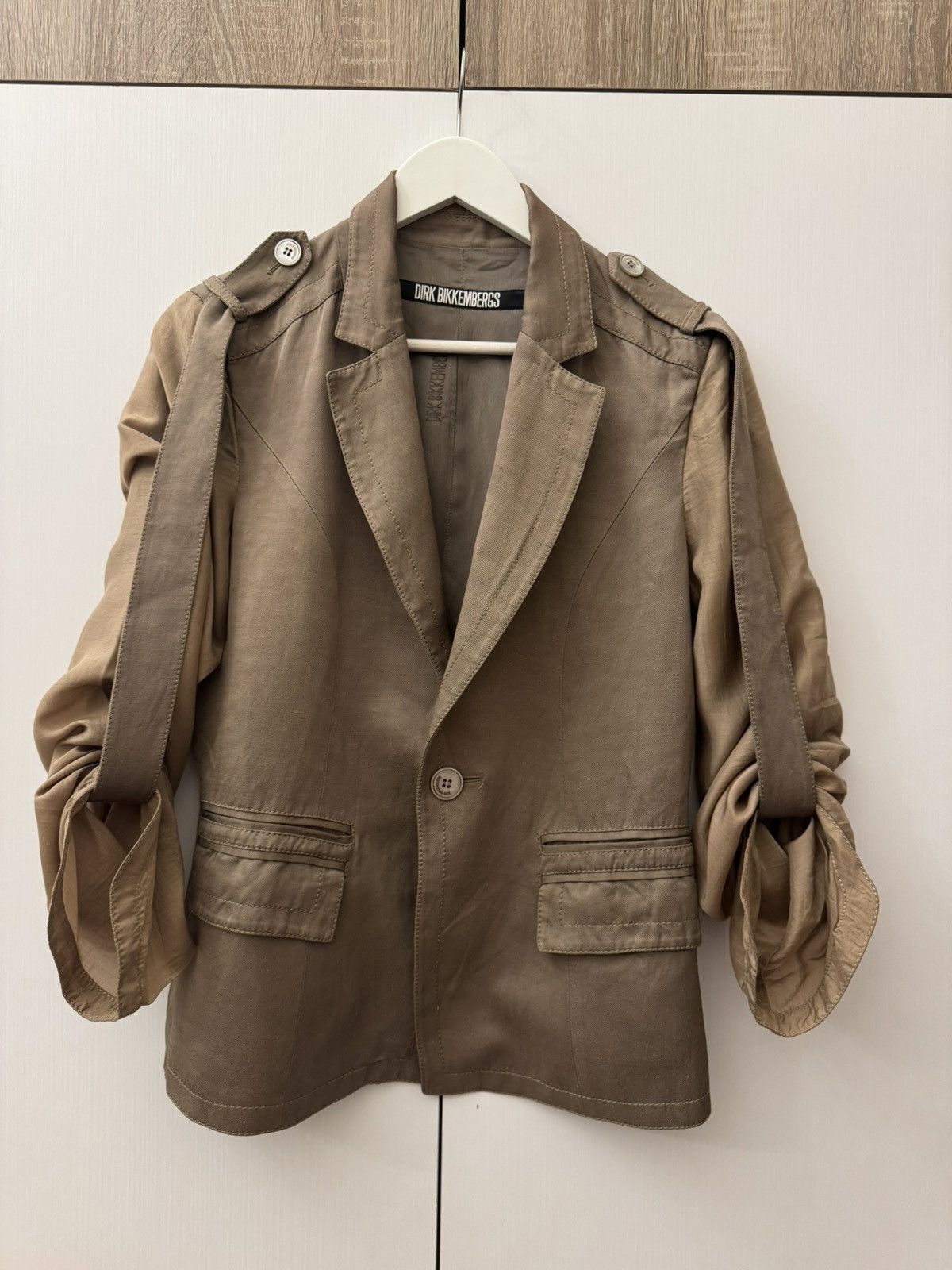 Dirk Bikkembergs Dirk Bikkembergs Ruffled Sleeve Blazer Archive Jacket Size M / US 6-8 / IT 42-44 - 3 Thumbnail