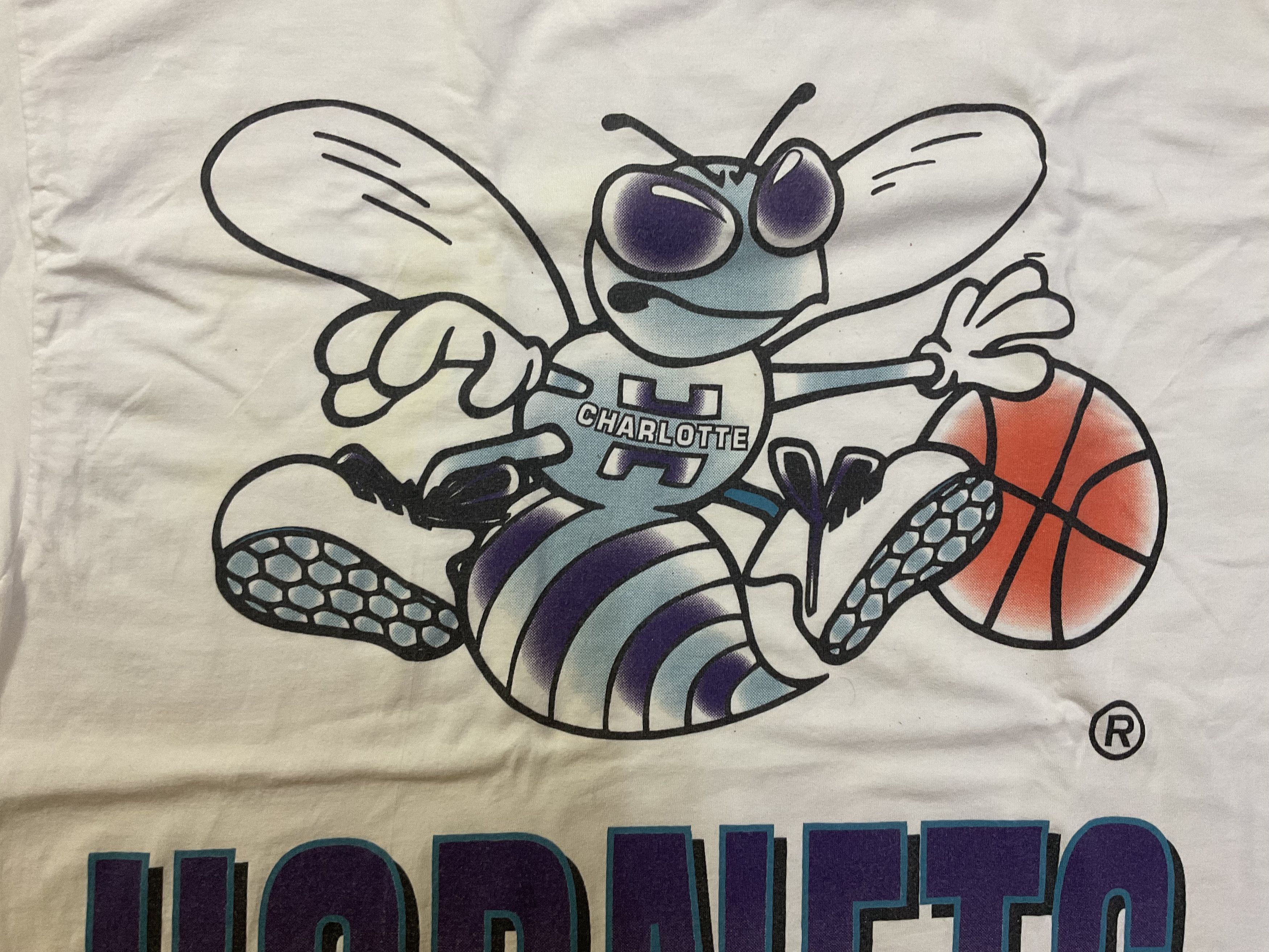 NBA Vintage 90s NBA Charlotte Hornets T-Shirt Big Print Size US M / EU 48-50 / 2 - 2 Thumbnail