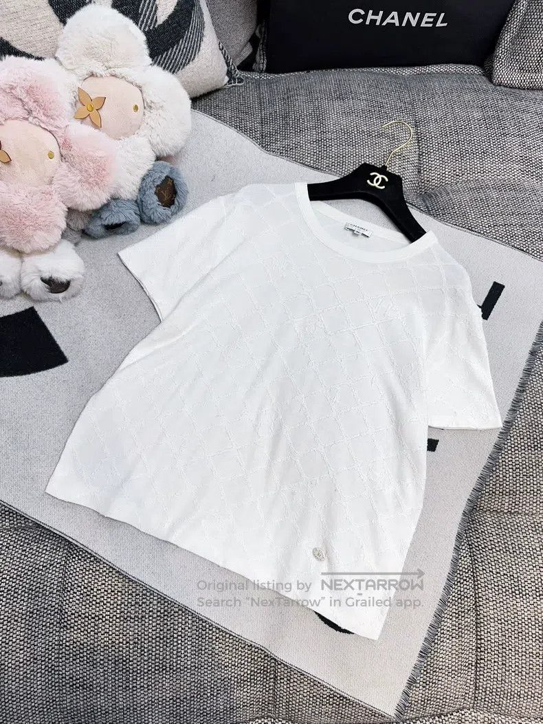 Chanel Chanel White diamond check short-sleeved T-shirt Size XS / US 0-2 / IT 36-38 - 8 Thumbnail