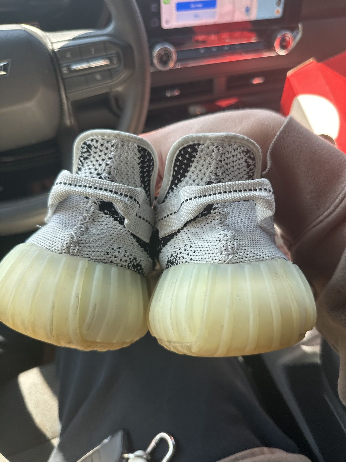 Yeezy Yeezy 350 Zebra Size US 13 / EU 46 - 6 Thumbnail