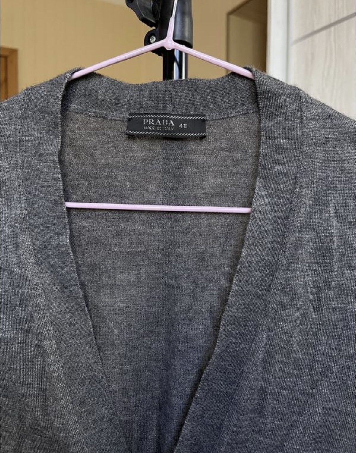 Prada PRADA 2009 Cashmere Gray Cardigan Wool Silk runway sweater Size US M / EU 48-50 / 2 - 2 Thumbnail