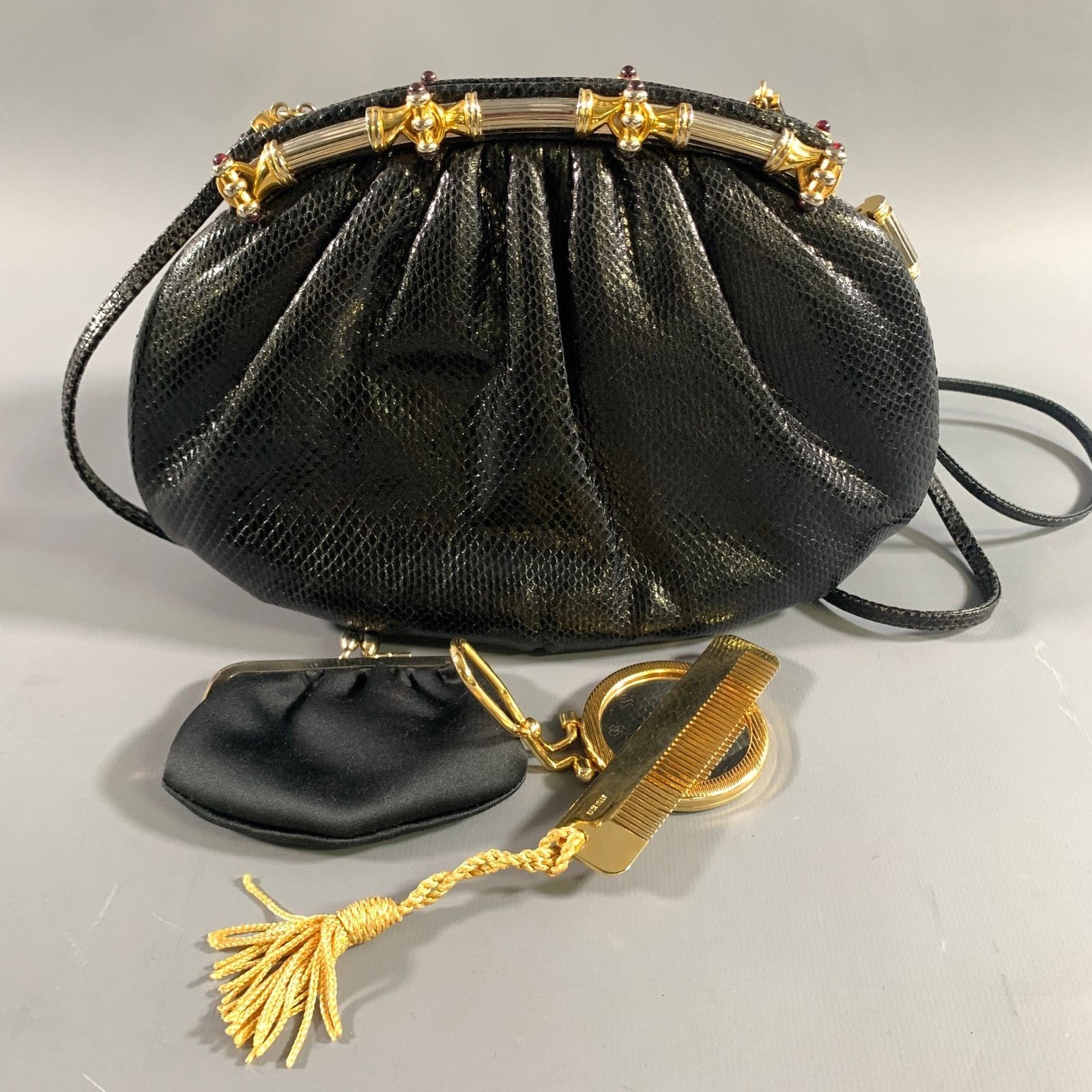 Judith Leiber JUDITH LEIBER Black Gold Snakeskin Clutch Handbag Size ONE SIZE - 10 Thumbnail
